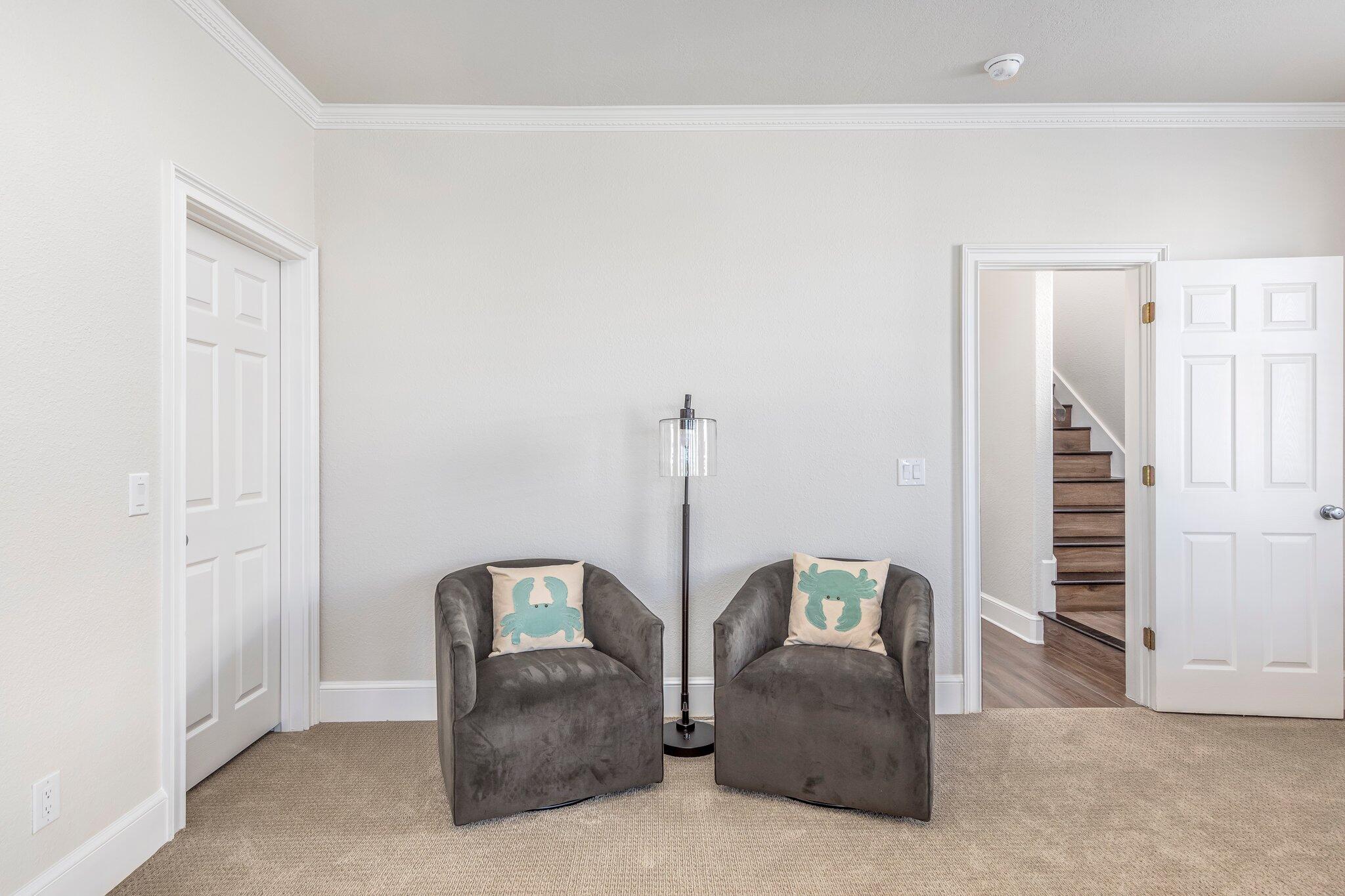 CRYSTAL SHORES - Residential