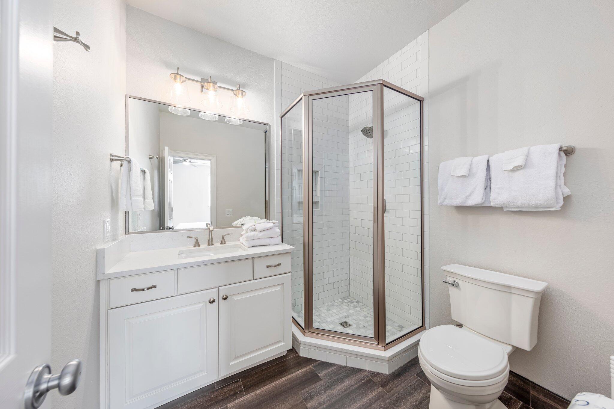 CRYSTAL SHORES - Residential