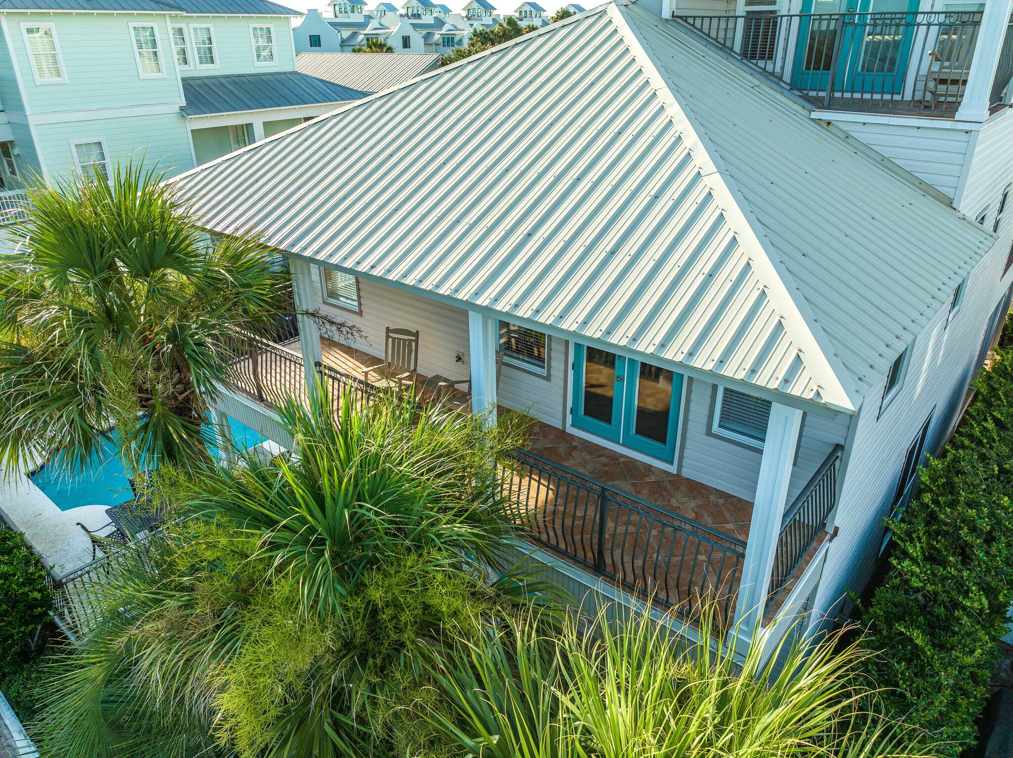 CRYSTAL SHORES - Residential
