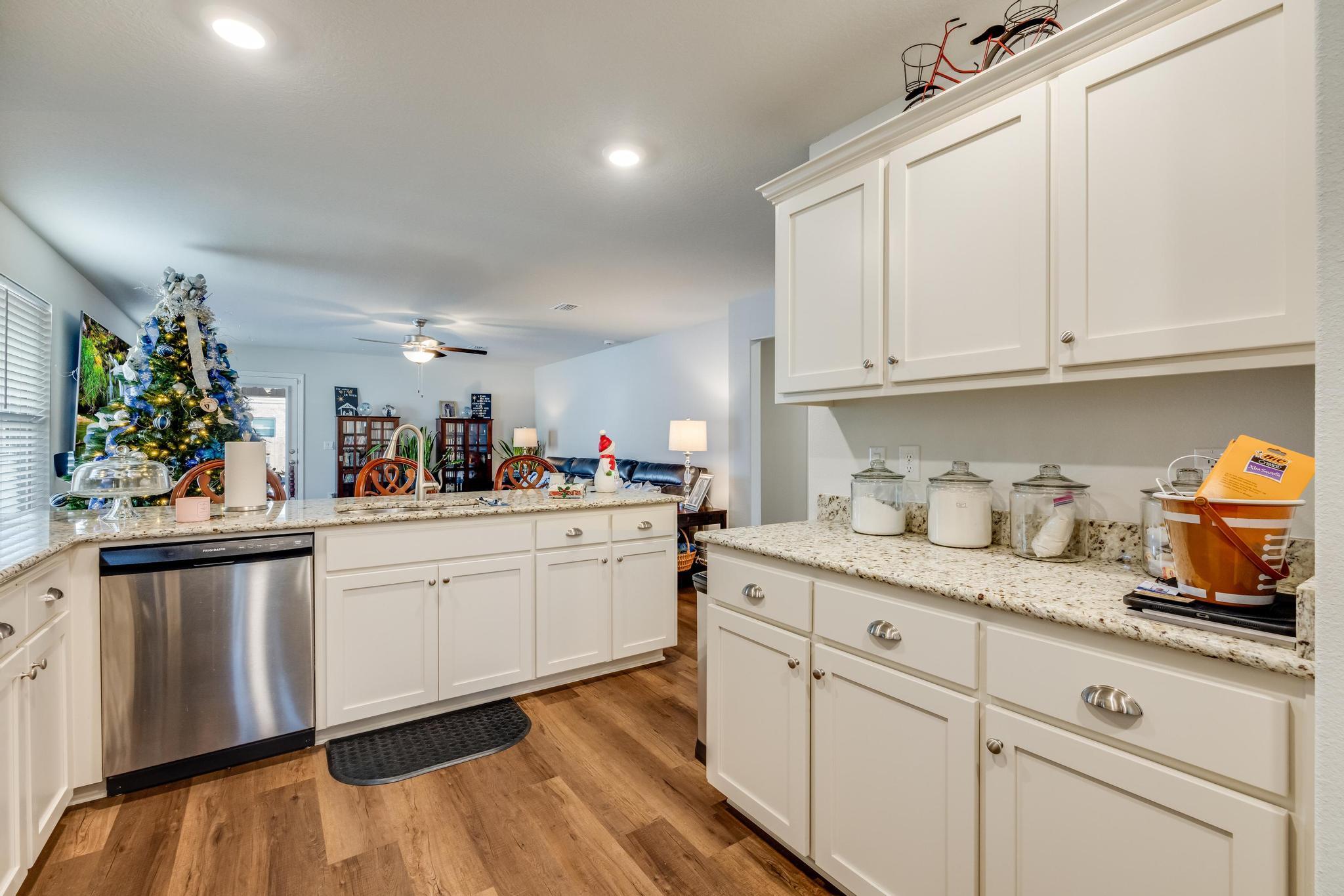 Ridgeway Landing - Residential Lease