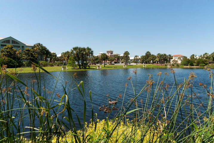 DESTIN POINTE - Residential