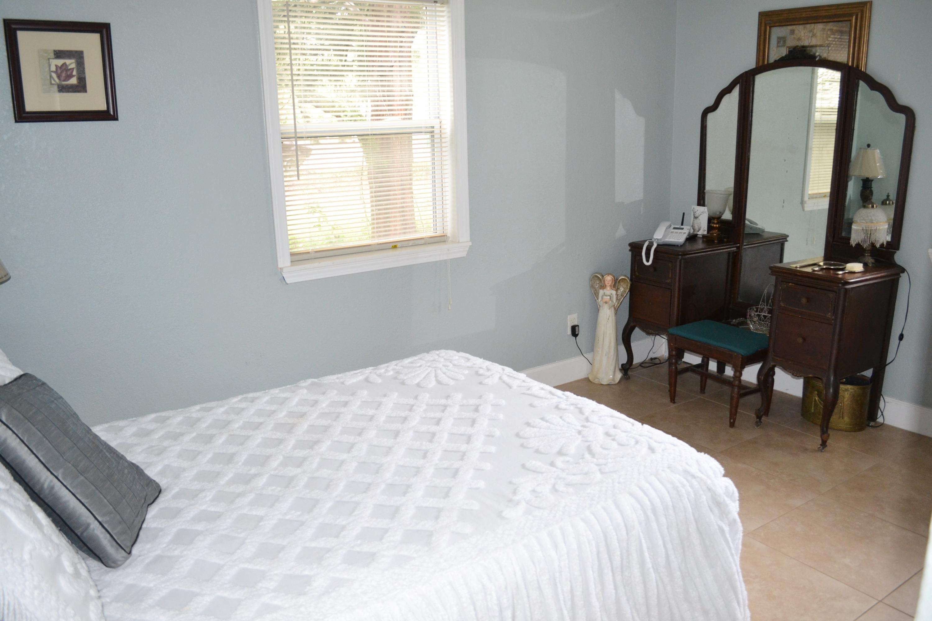 GARNIERS BEACH 2ND - Residential