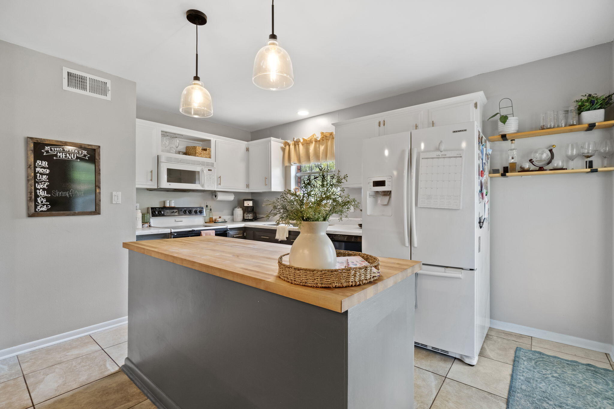 PALM ESTATES UNIT 1 - Residential