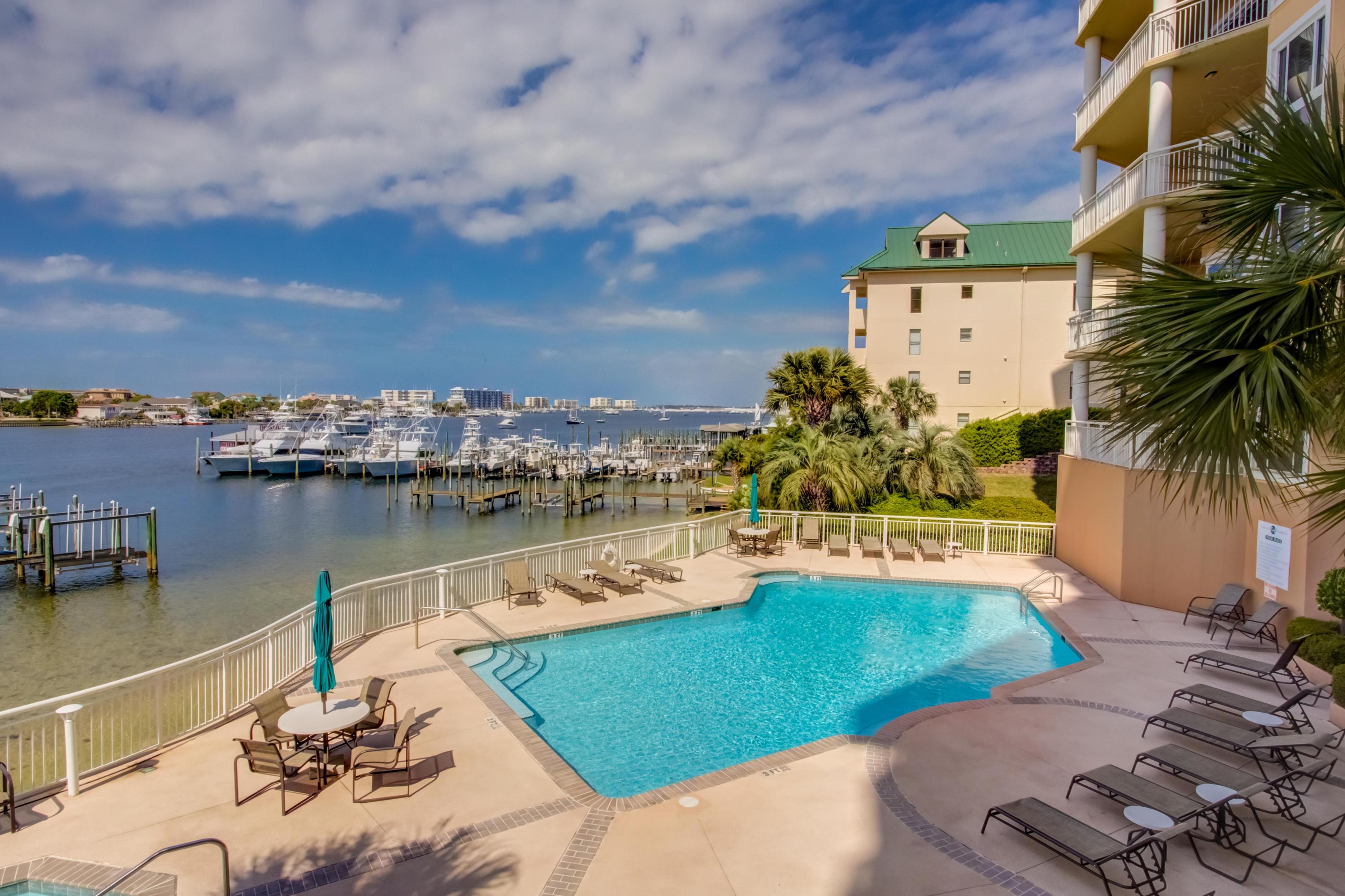 GRAND HARBOR - Residential