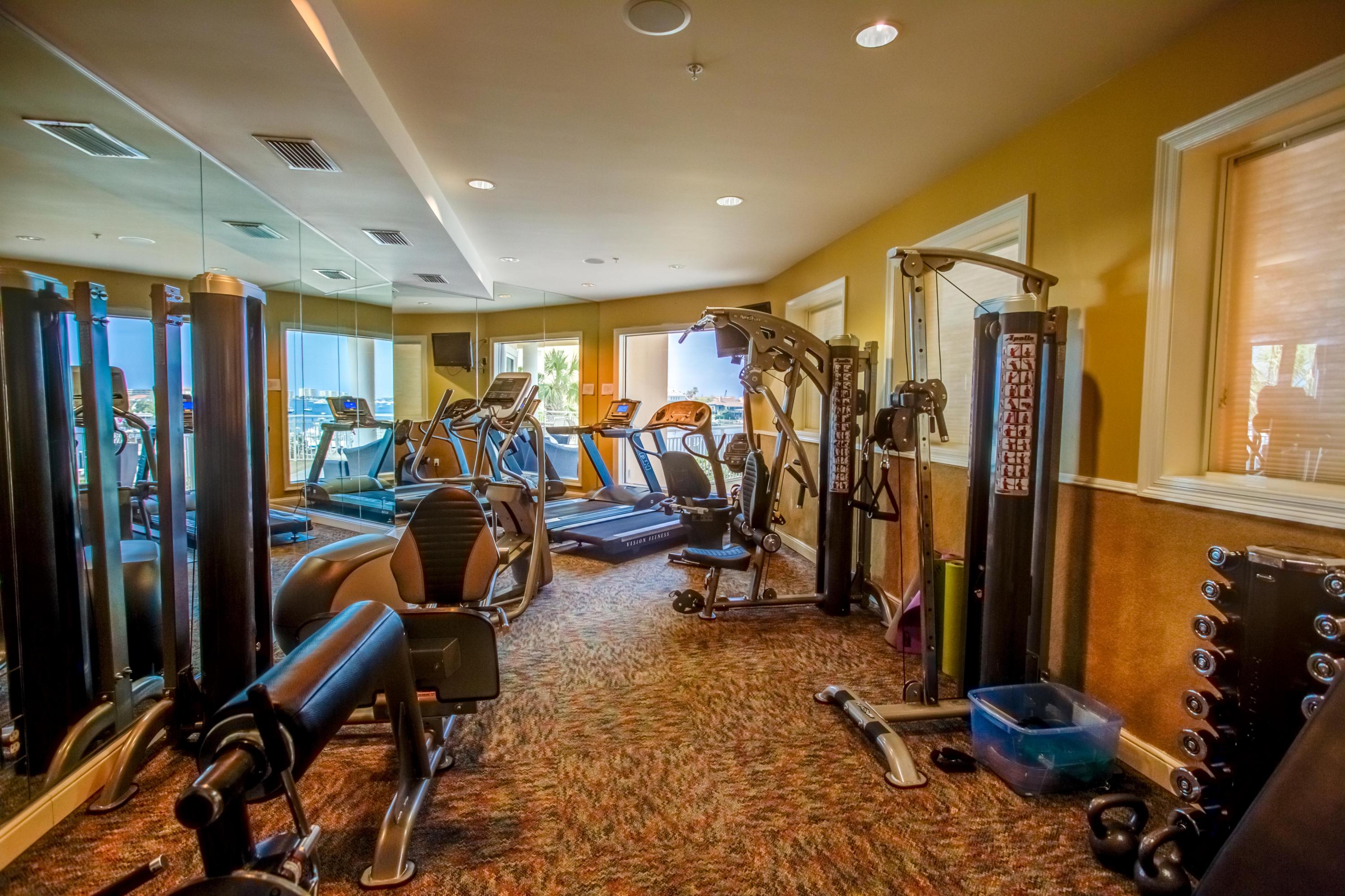 GRAND HARBOR - Residential