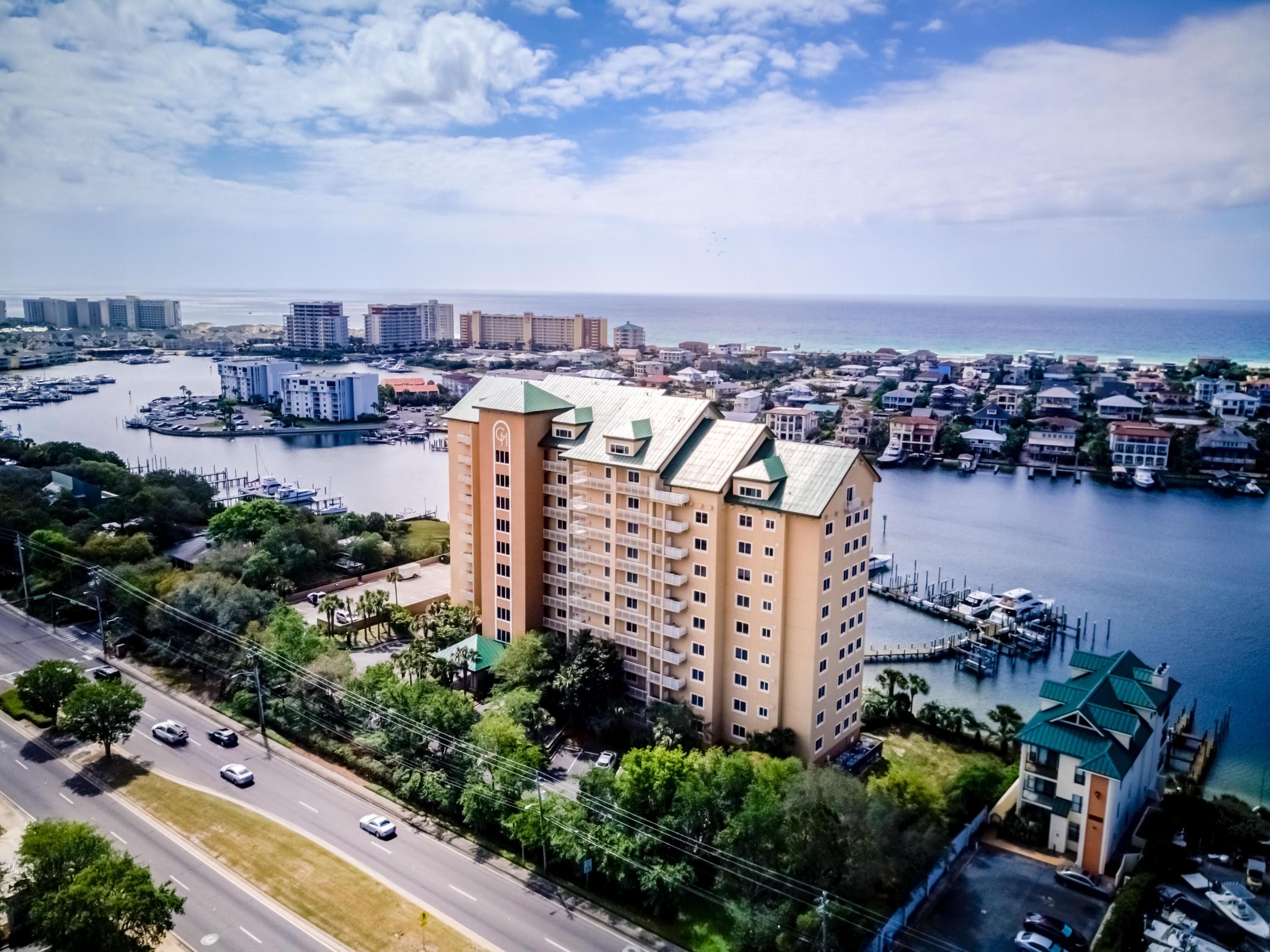 GRAND HARBOR - Residential