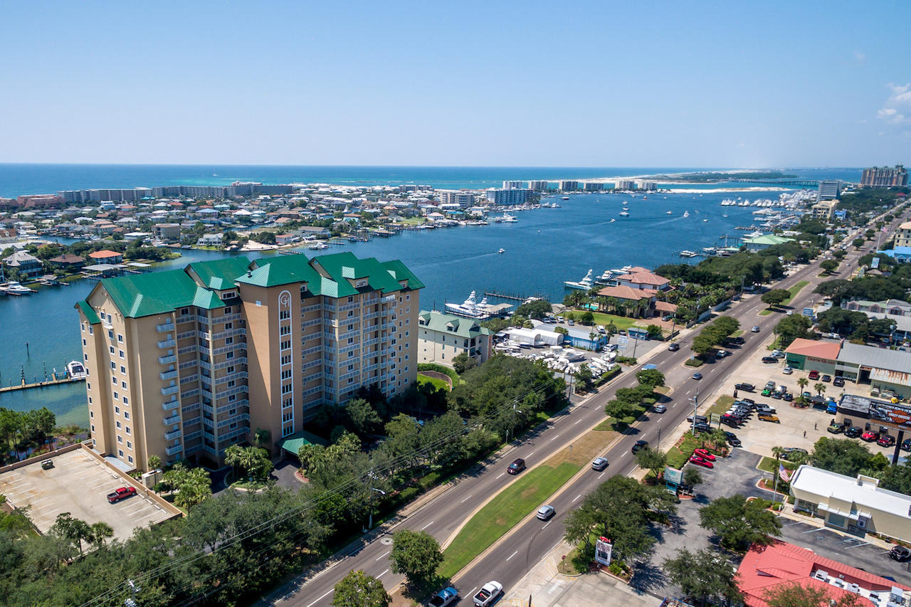 GRAND HARBOR - Residential