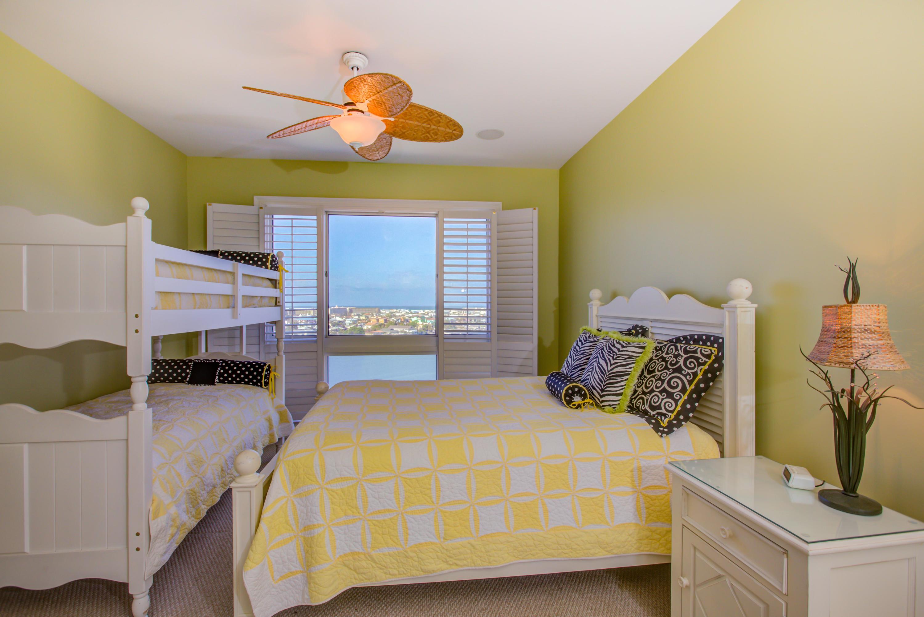 GRAND HARBOR - Residential