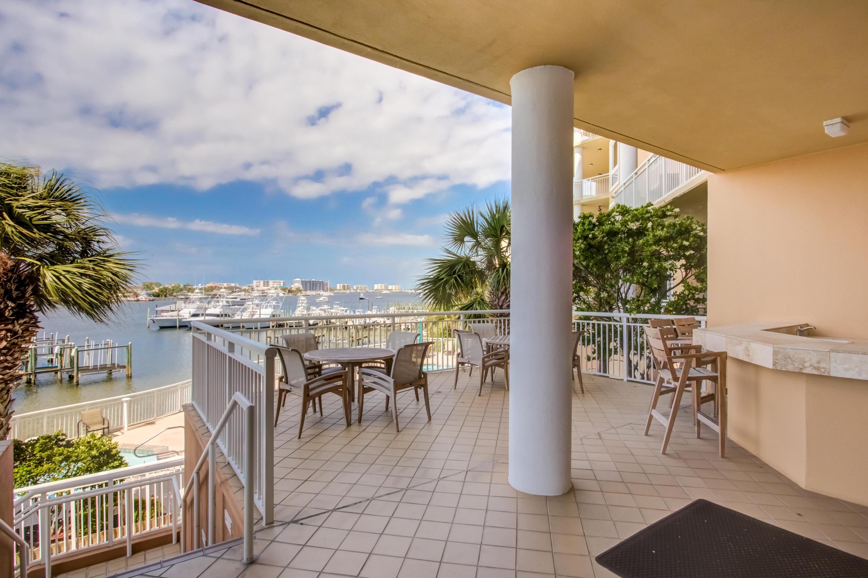 GRAND HARBOR - Residential