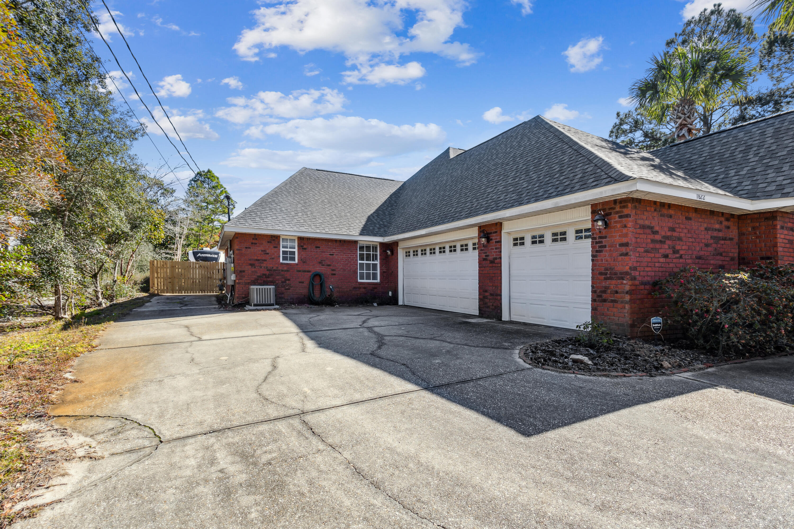 FLORIDALE BEACH - Residential