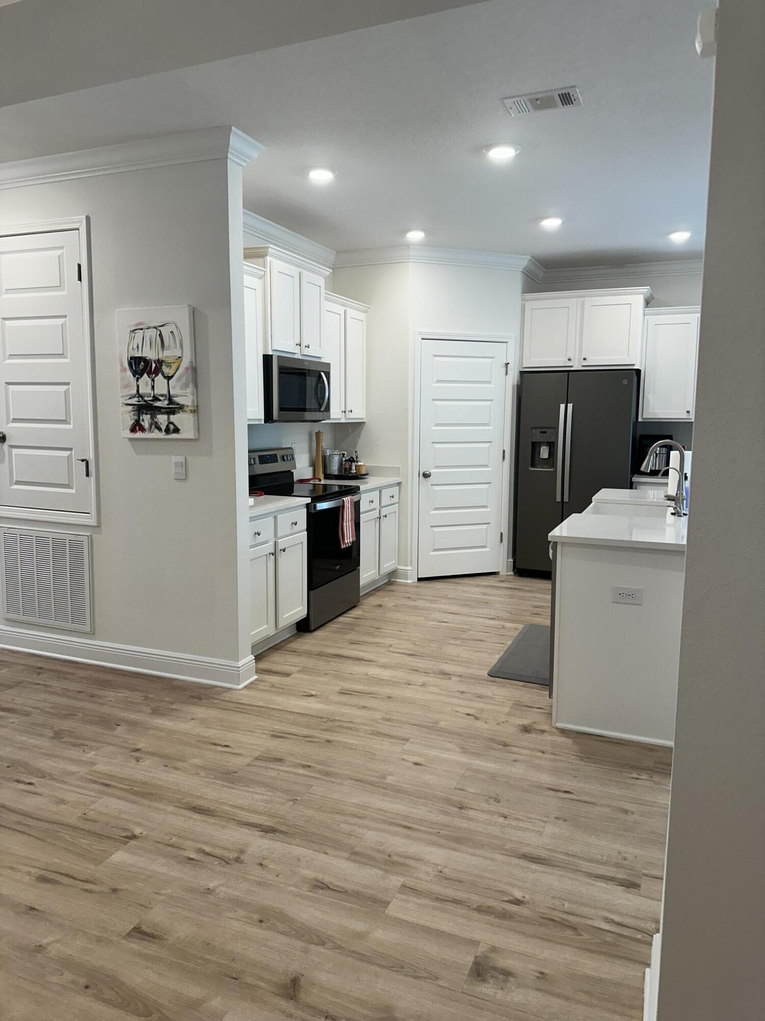 SEA DRIFT - Residential Lease