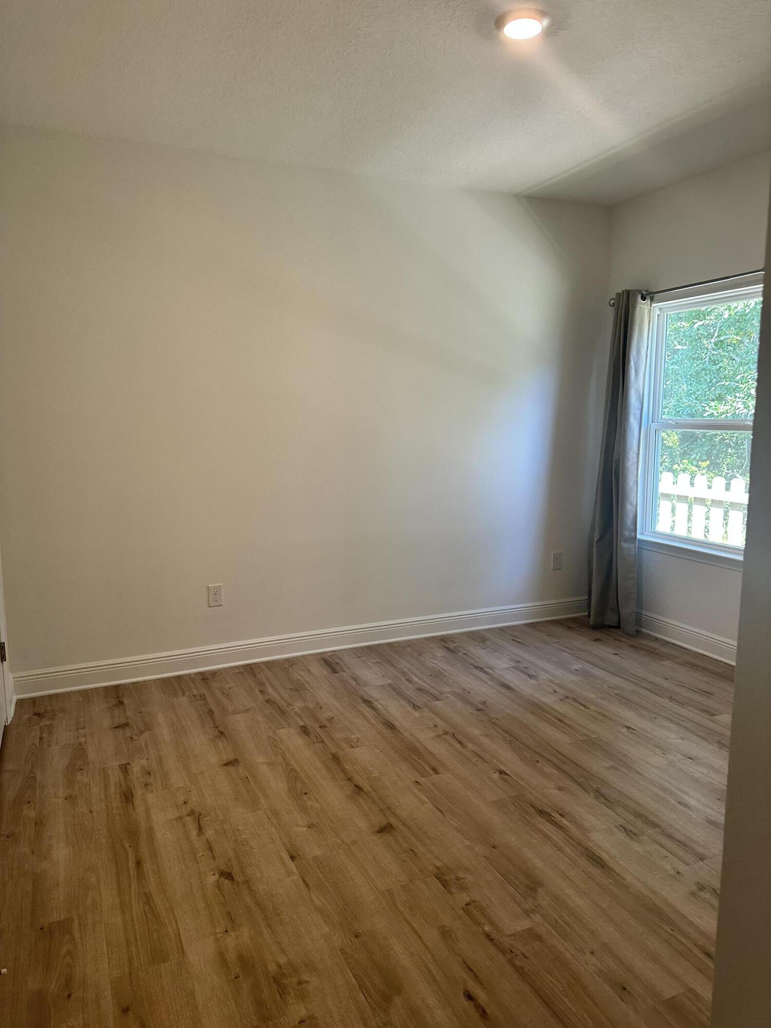 SEA DRIFT - Residential Lease
