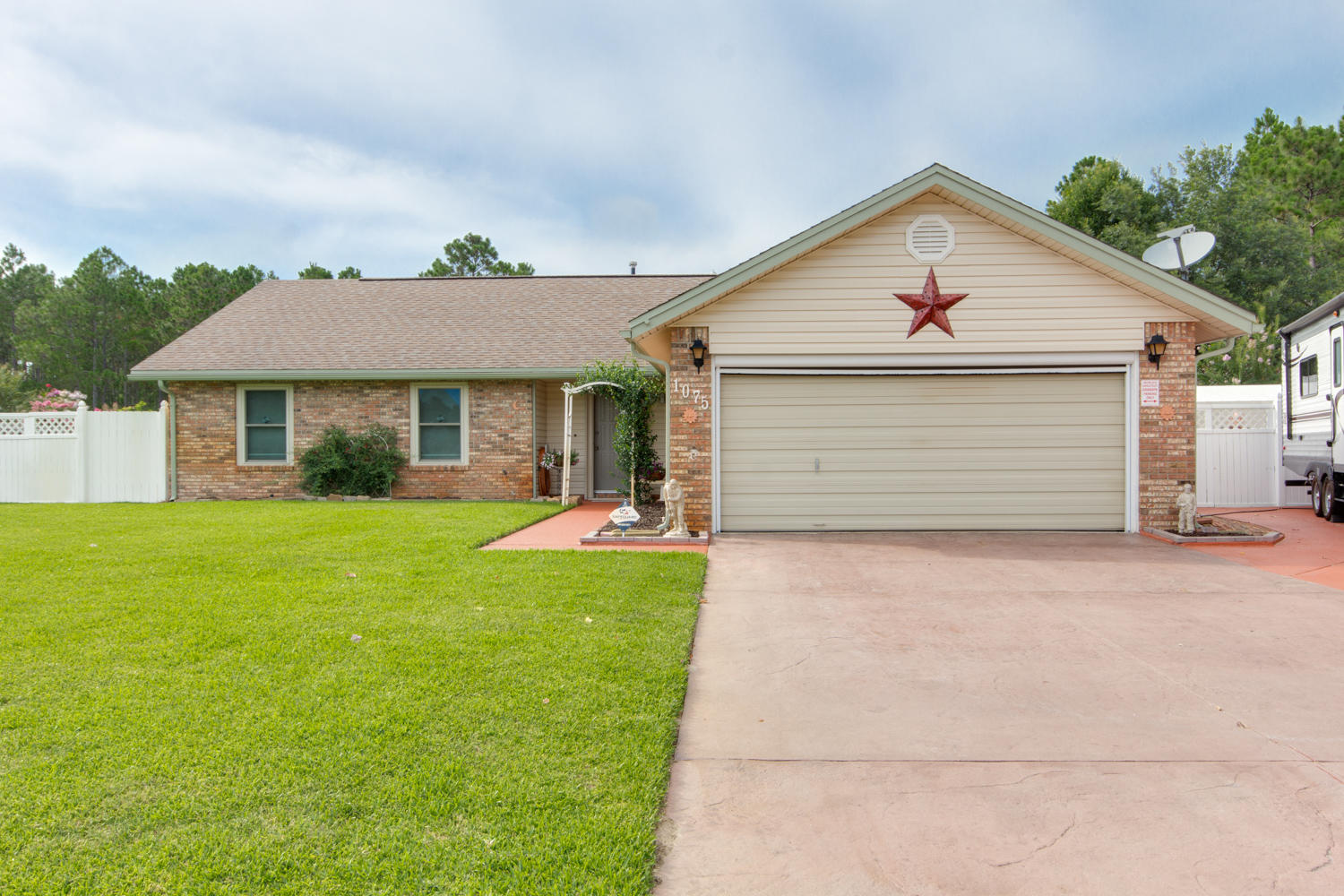 CHATEAU PRES DE LA MER - Residential