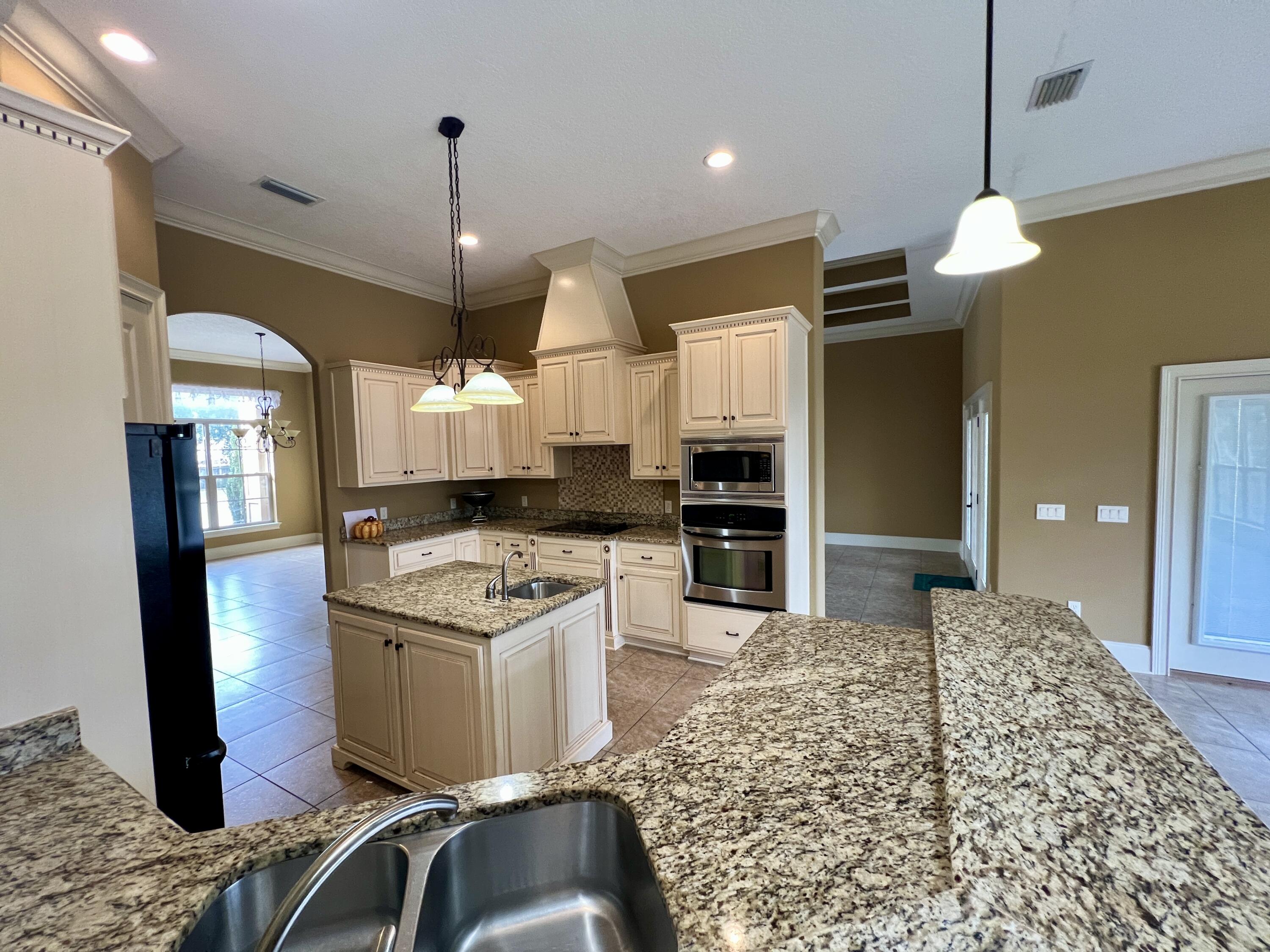 HERITAGE PARK - Residential