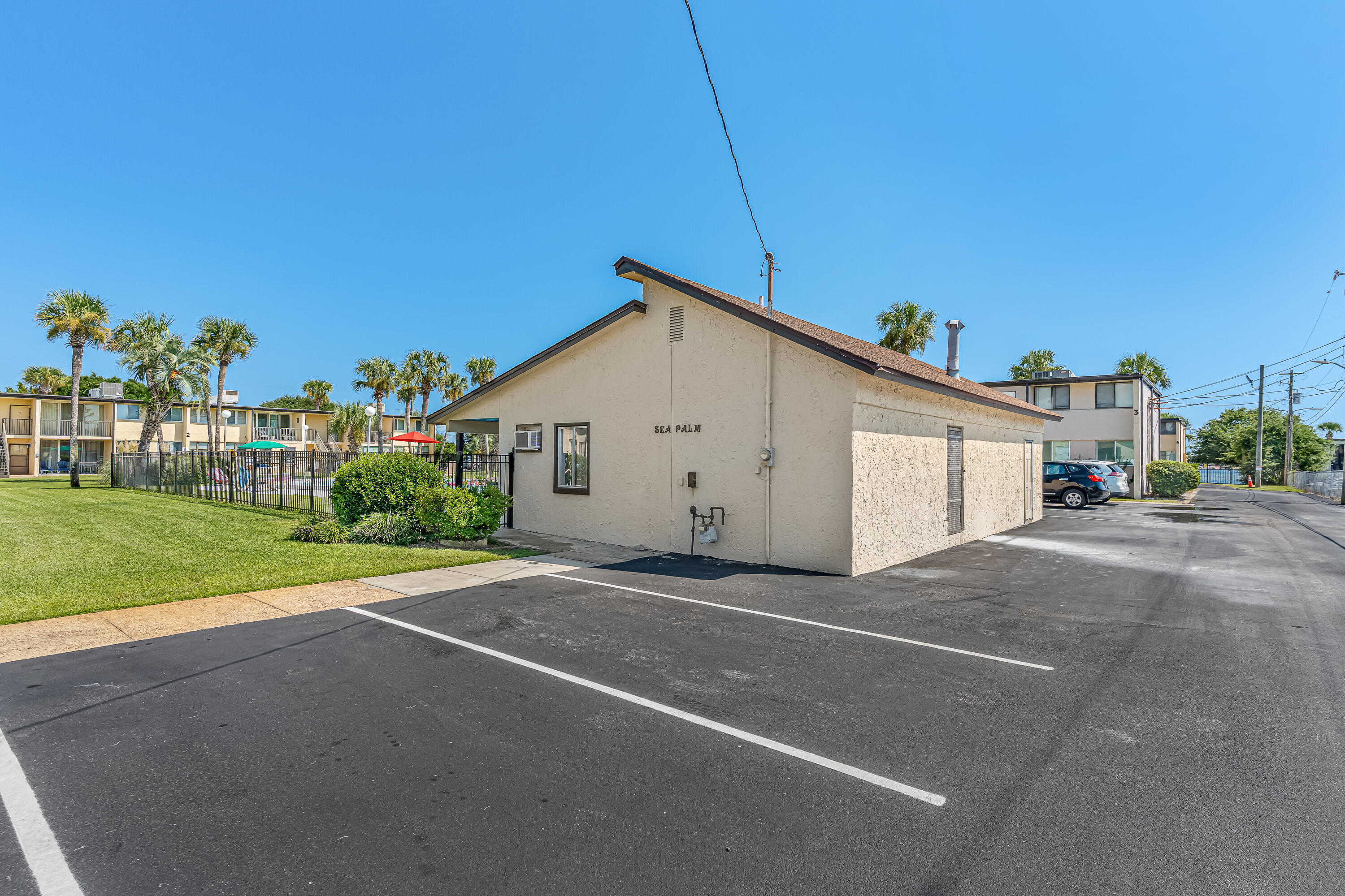 SEA PALM - Residential