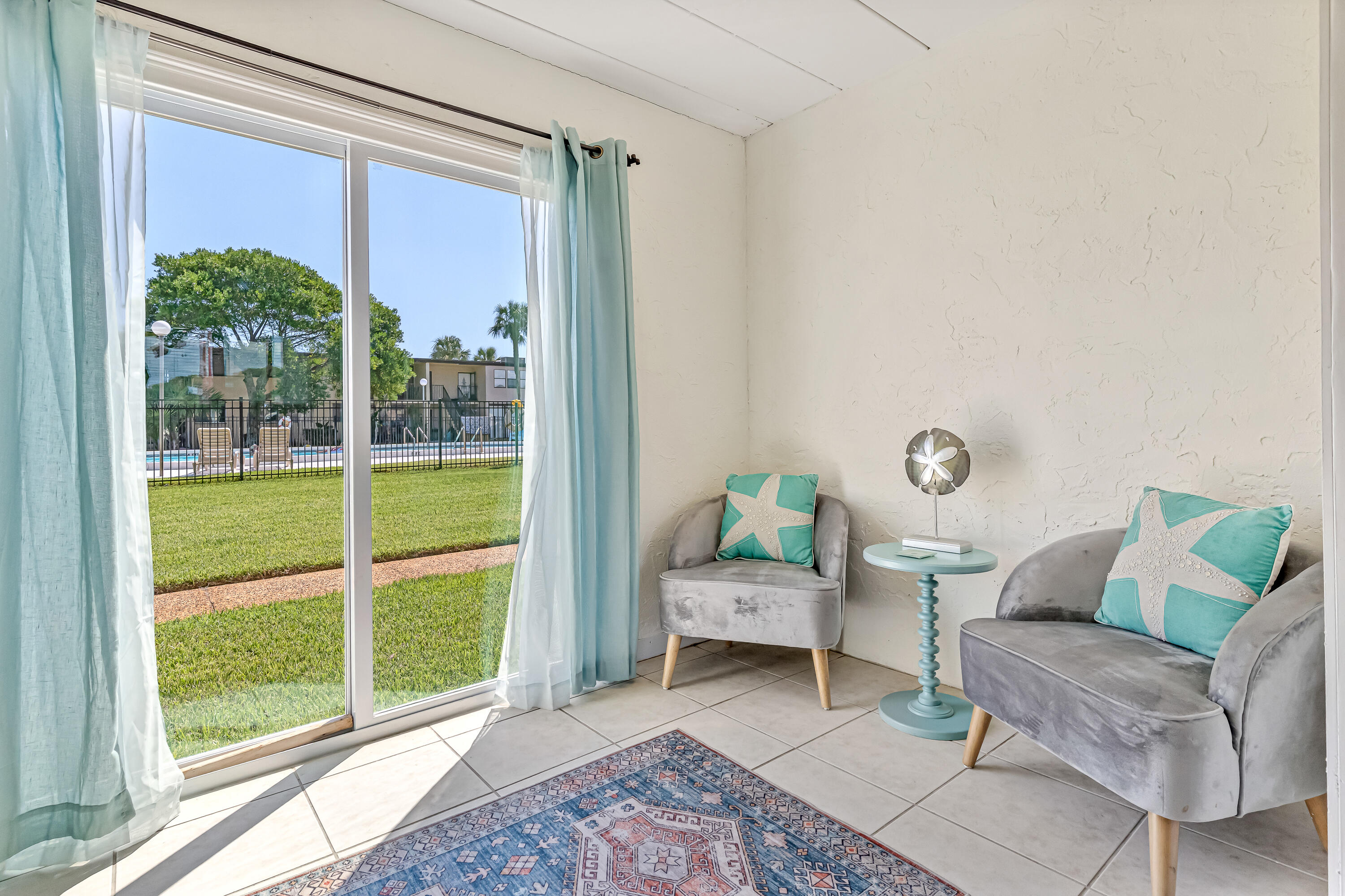 SEA PALM - Residential