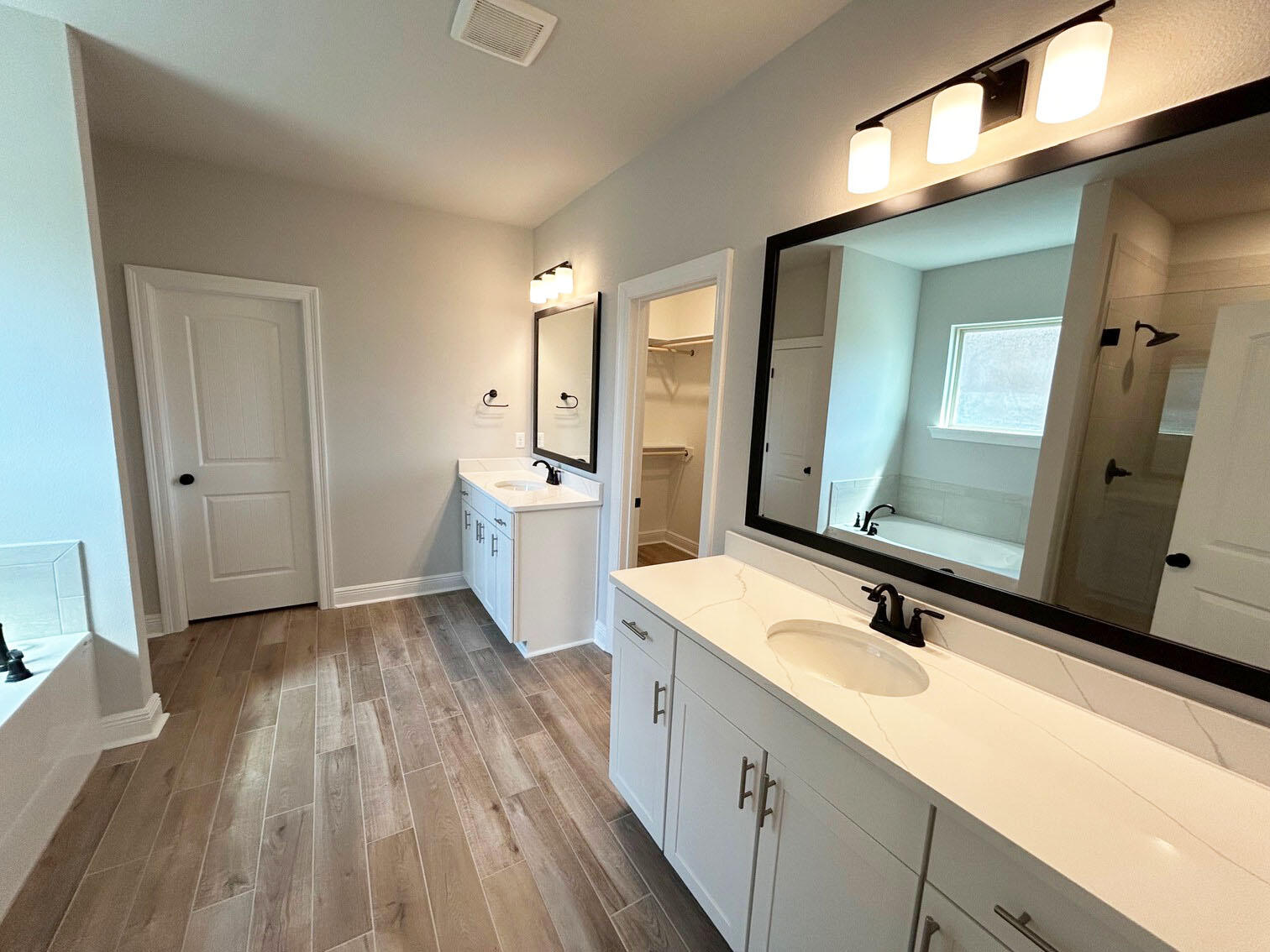 HAMMOCK BAY - STARBURST - Residential