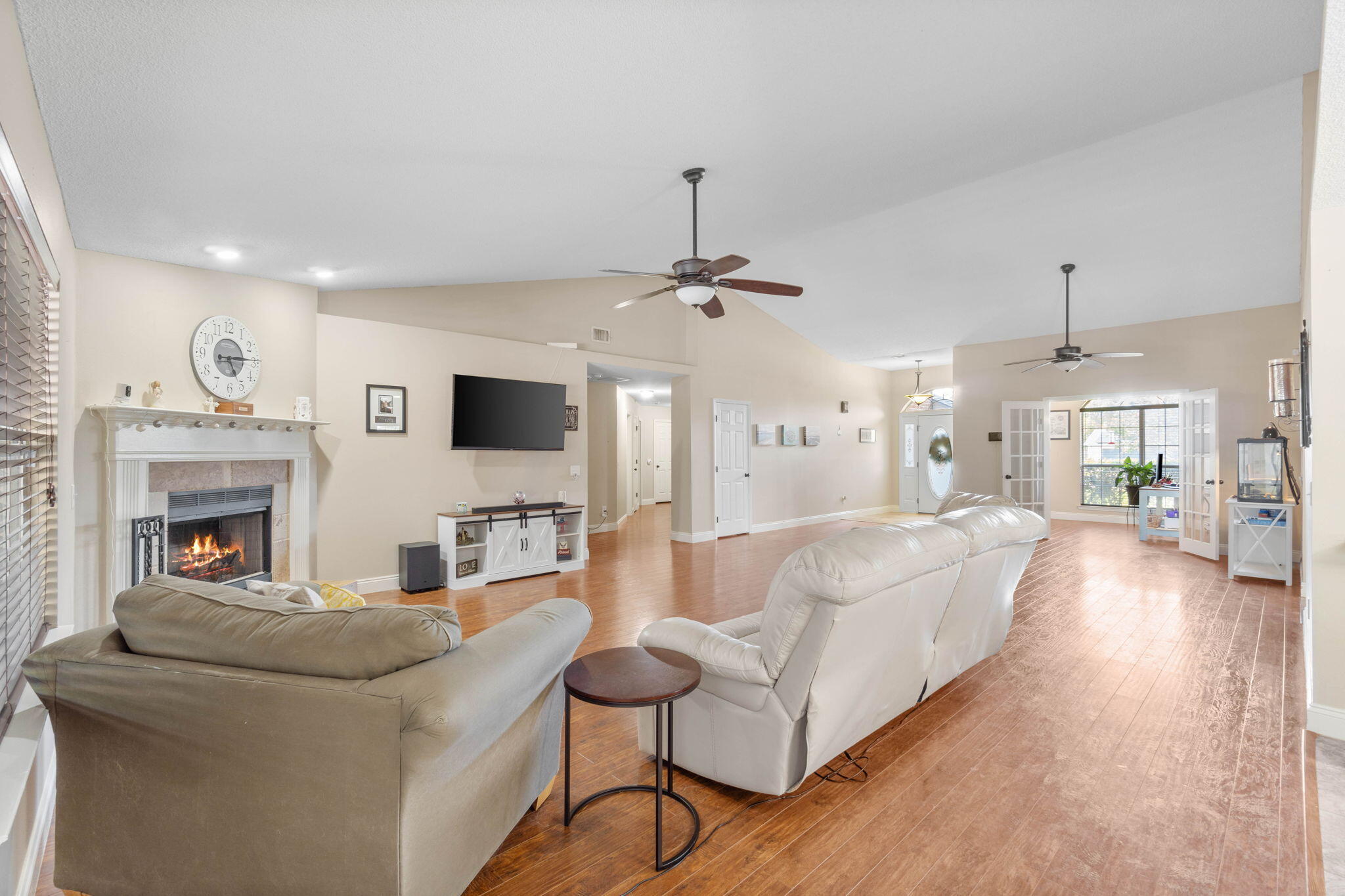 HOLLEY BY THE SEA - Residential