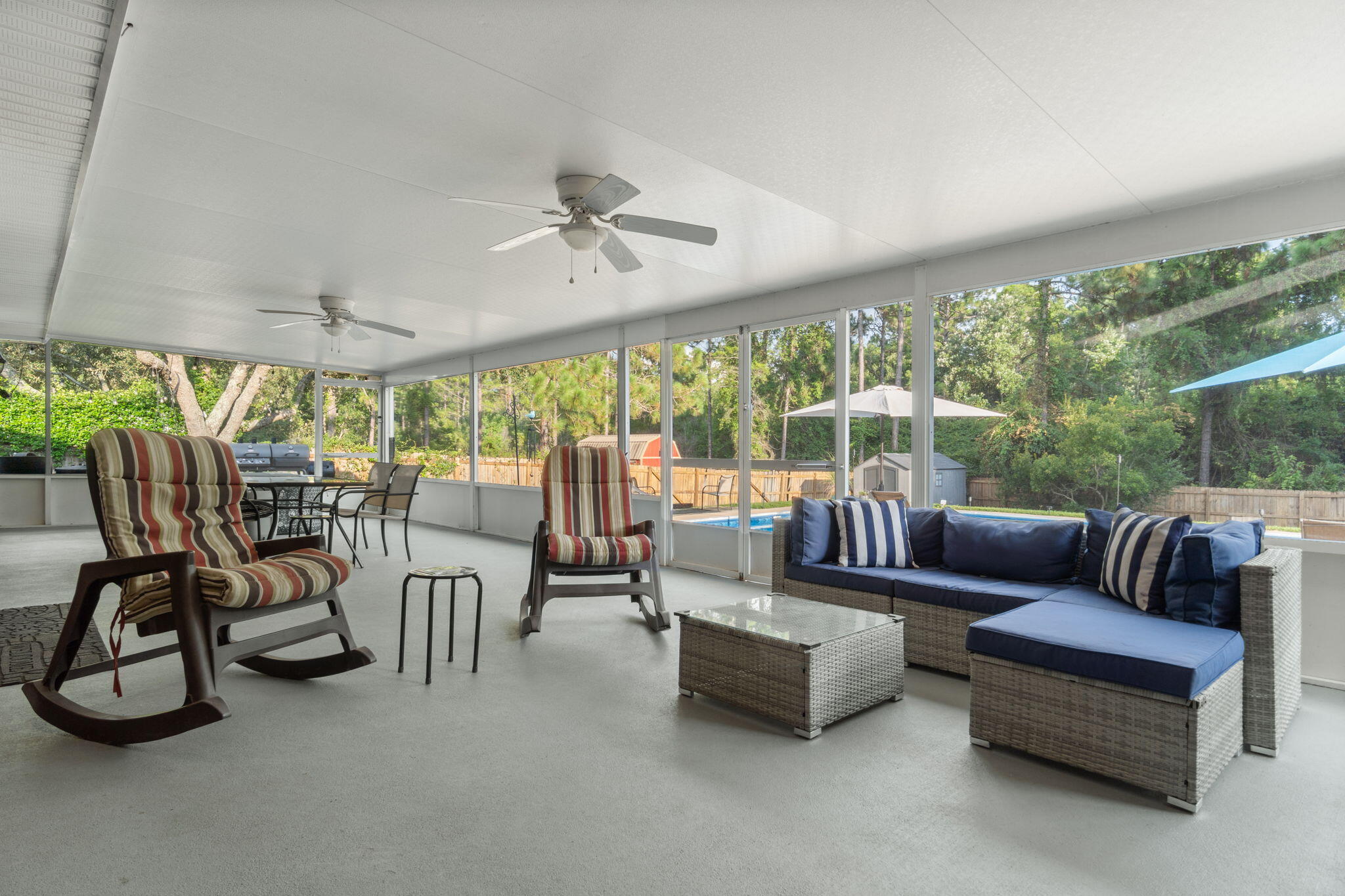 HOLLEY BY THE SEA - Residential