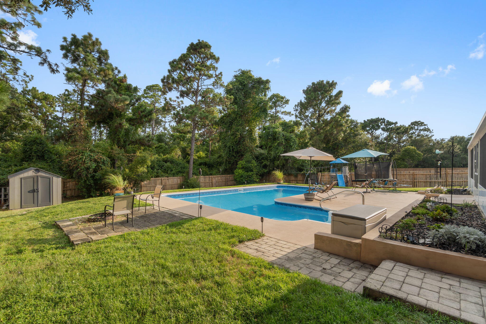 HOLLEY BY THE SEA - Residential