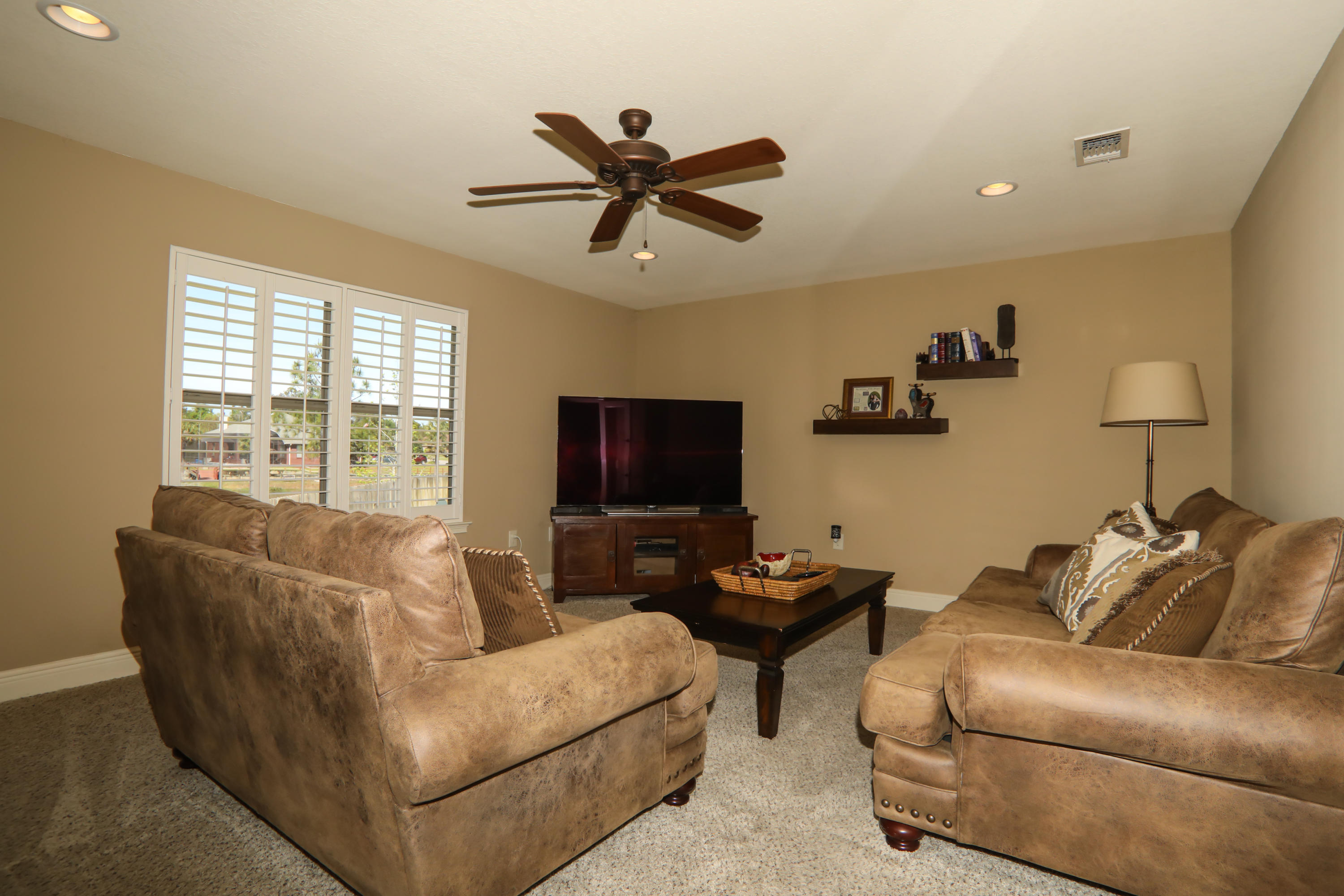 CREEKS EDGE THE - Residential