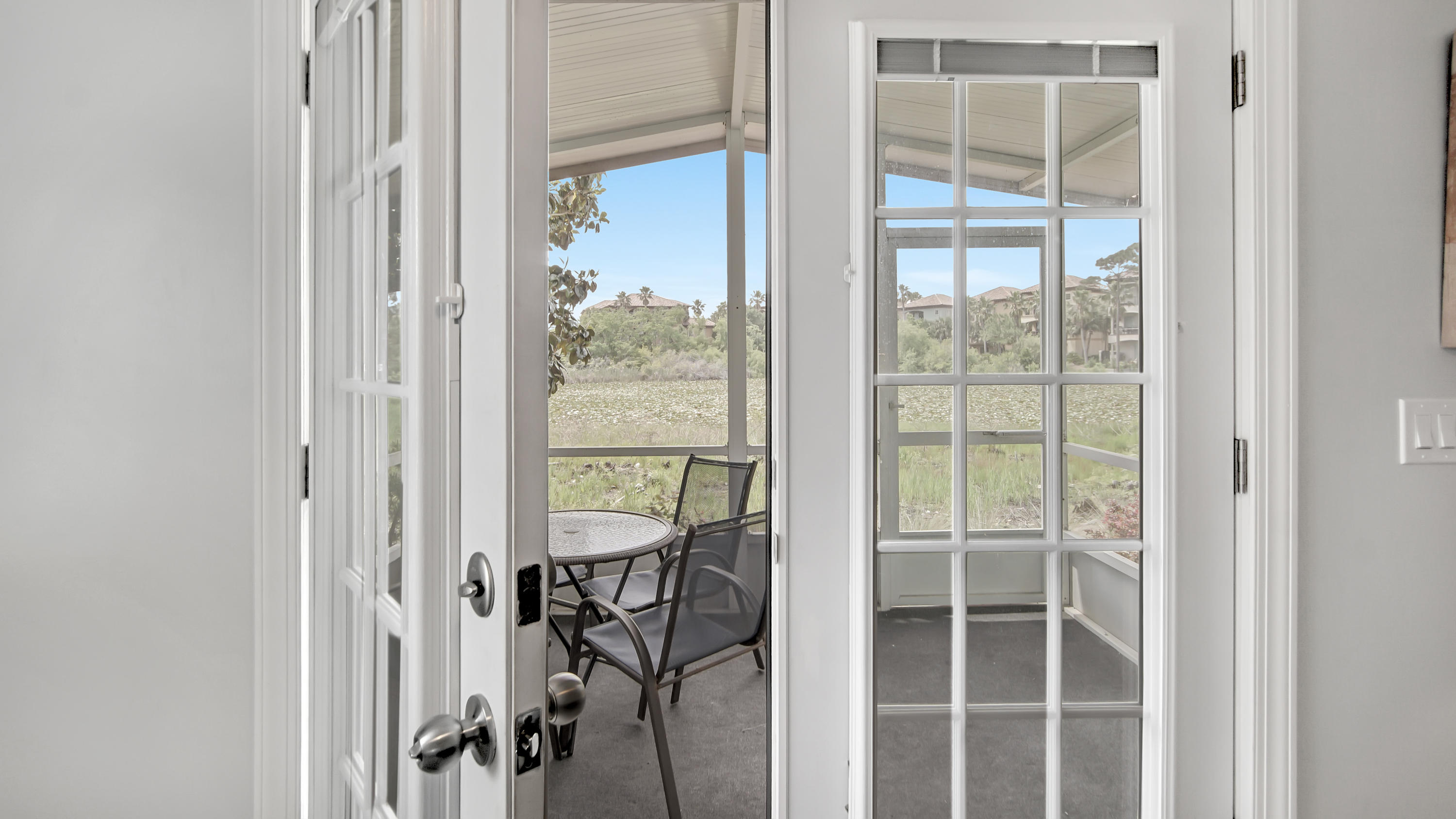 SUMMERLAKE TOWNHOMES - Residential