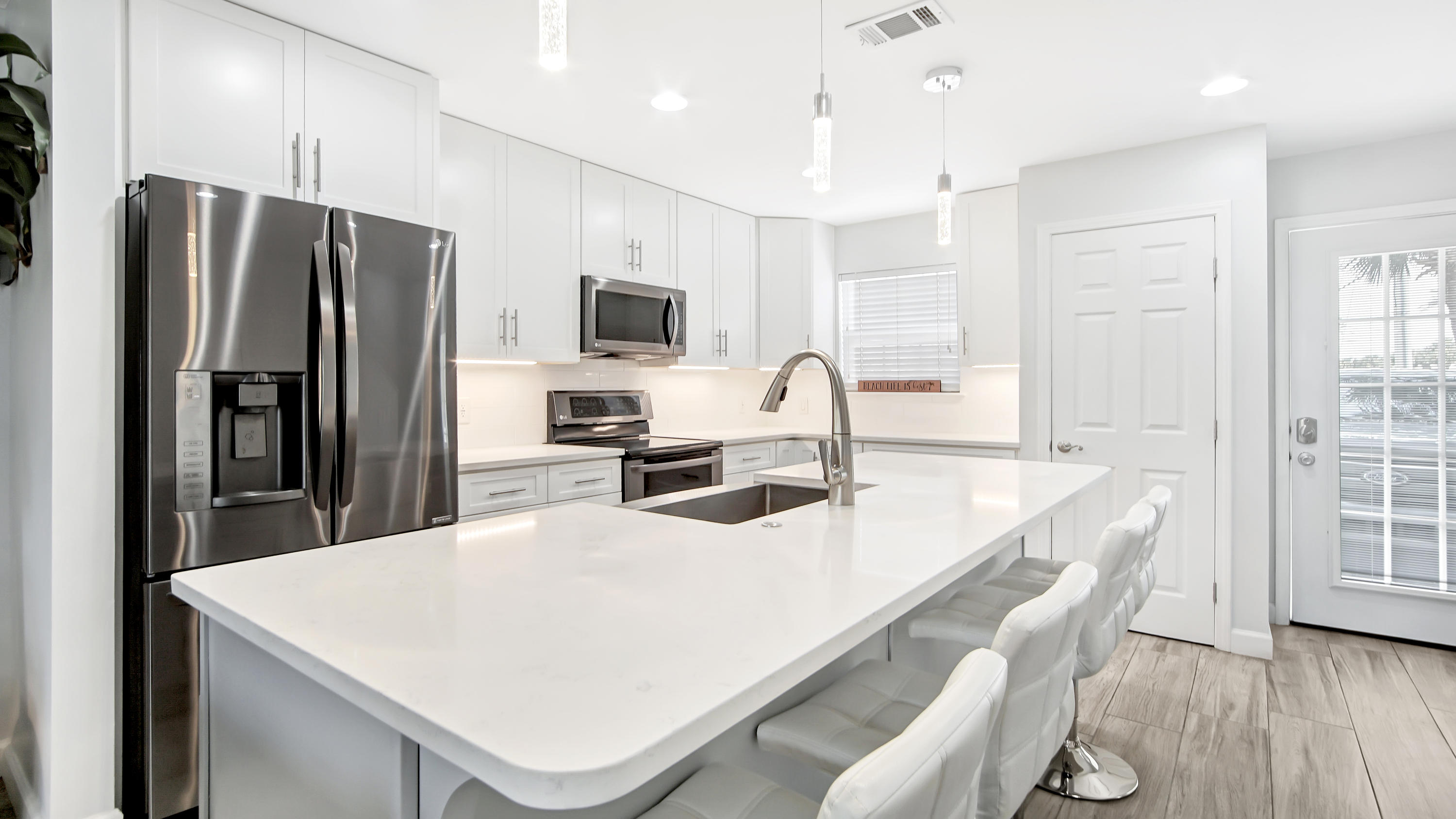 SUMMERLAKE TOWNHOMES - Residential