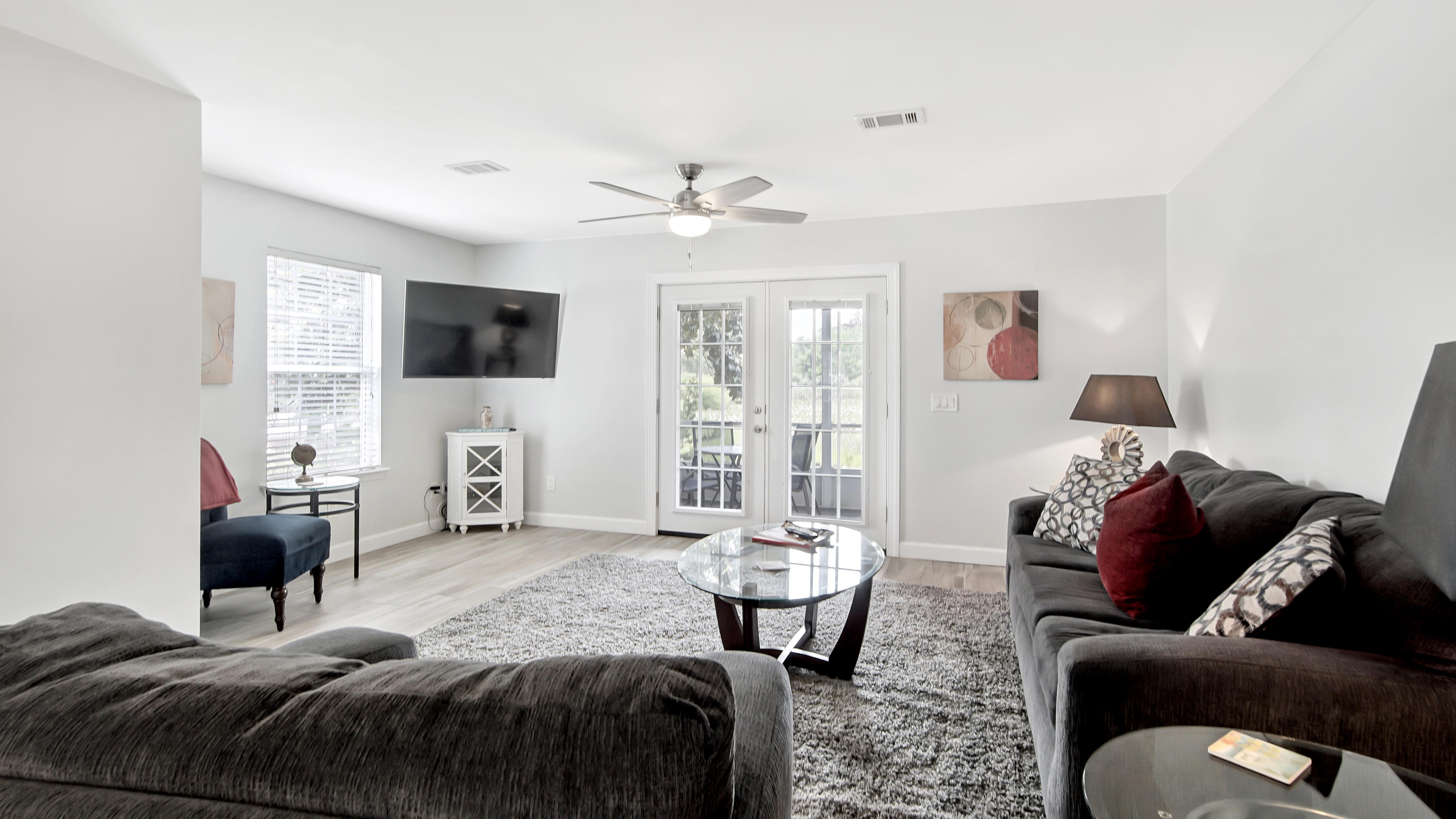 SUMMERLAKE TOWNHOMES - Residential