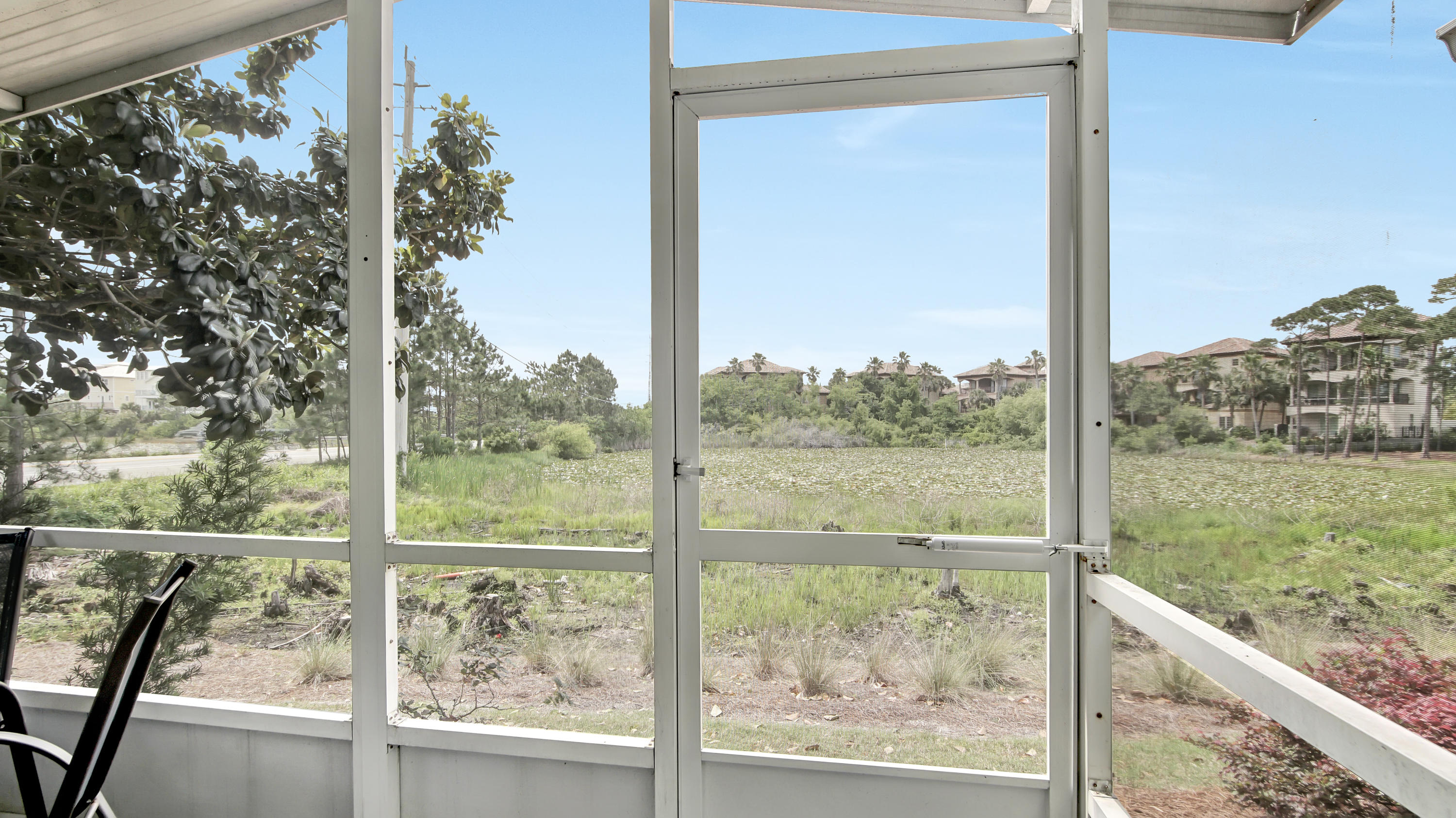 SUMMERLAKE TOWNHOMES - Residential