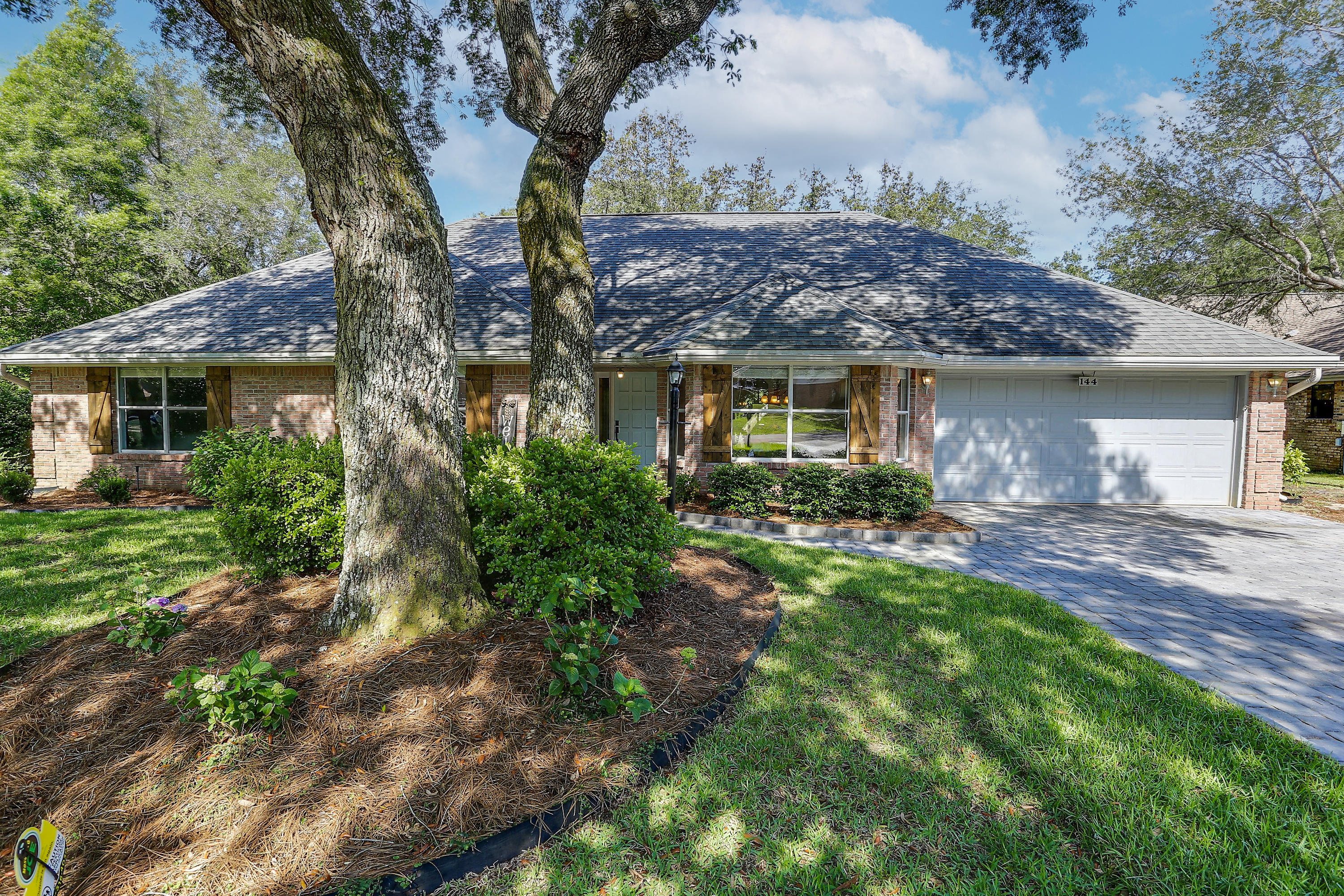 CARIBBEAN VILLAGE WEST - Residential