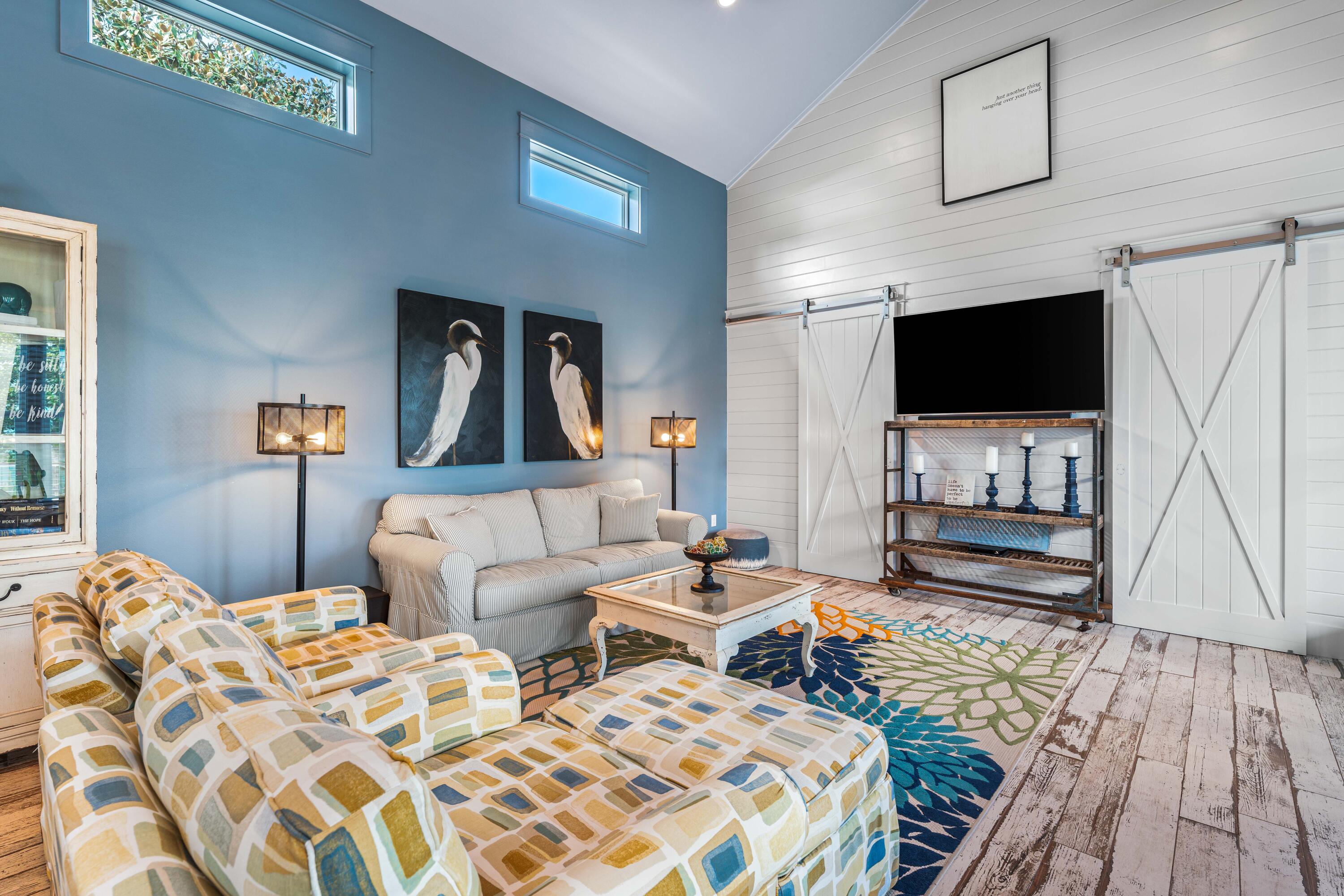 EASTERN LAKE S/D - Residential