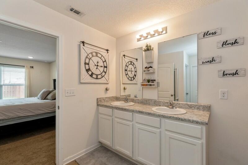 REDSTONE COMMONS - Residential