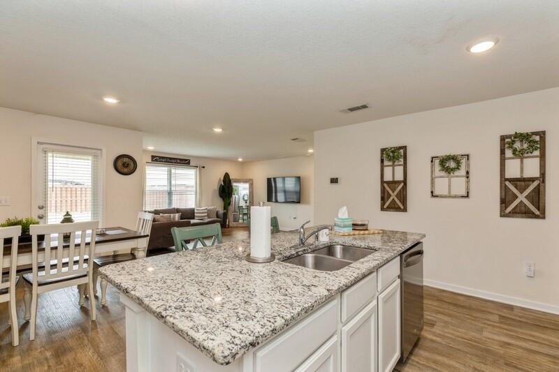 REDSTONE COMMONS - Residential