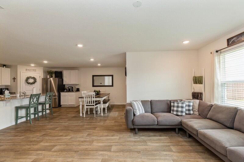 REDSTONE COMMONS - Residential