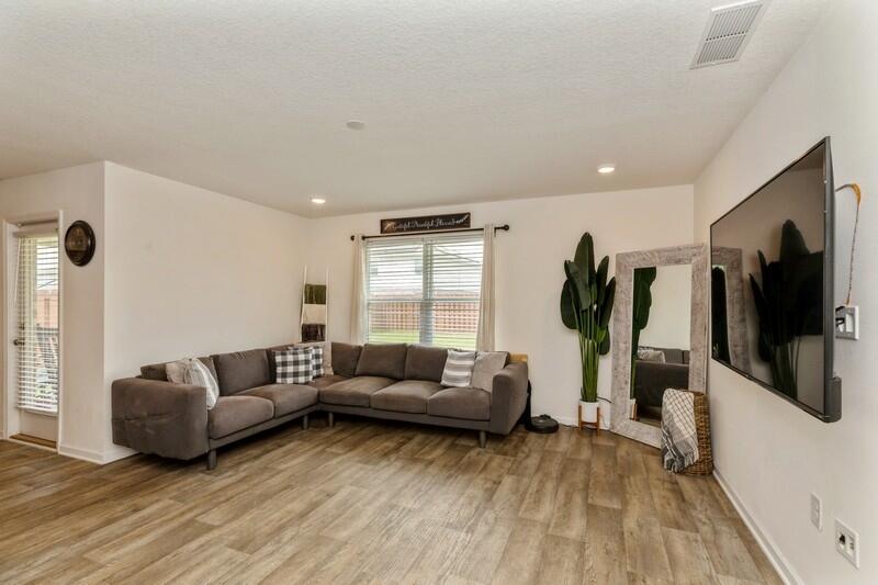 REDSTONE COMMONS - Residential