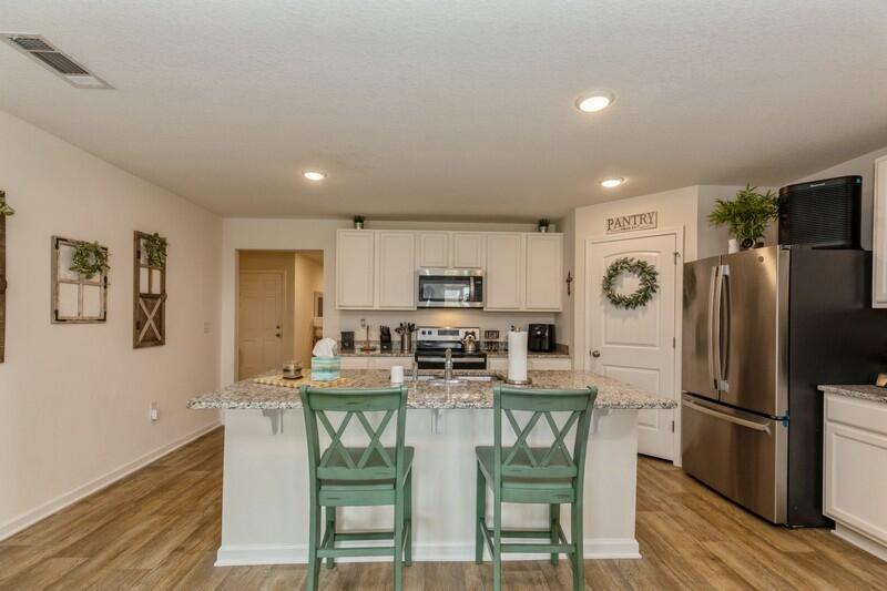 REDSTONE COMMONS - Residential