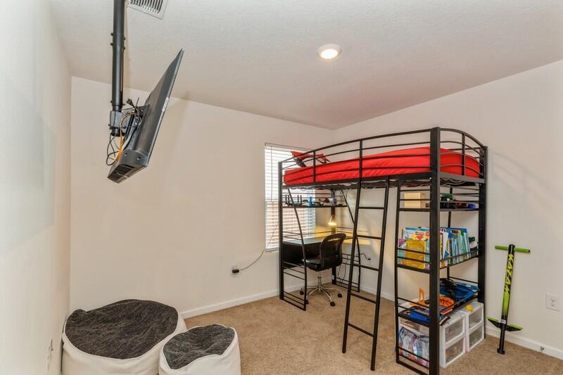 REDSTONE COMMONS - Residential