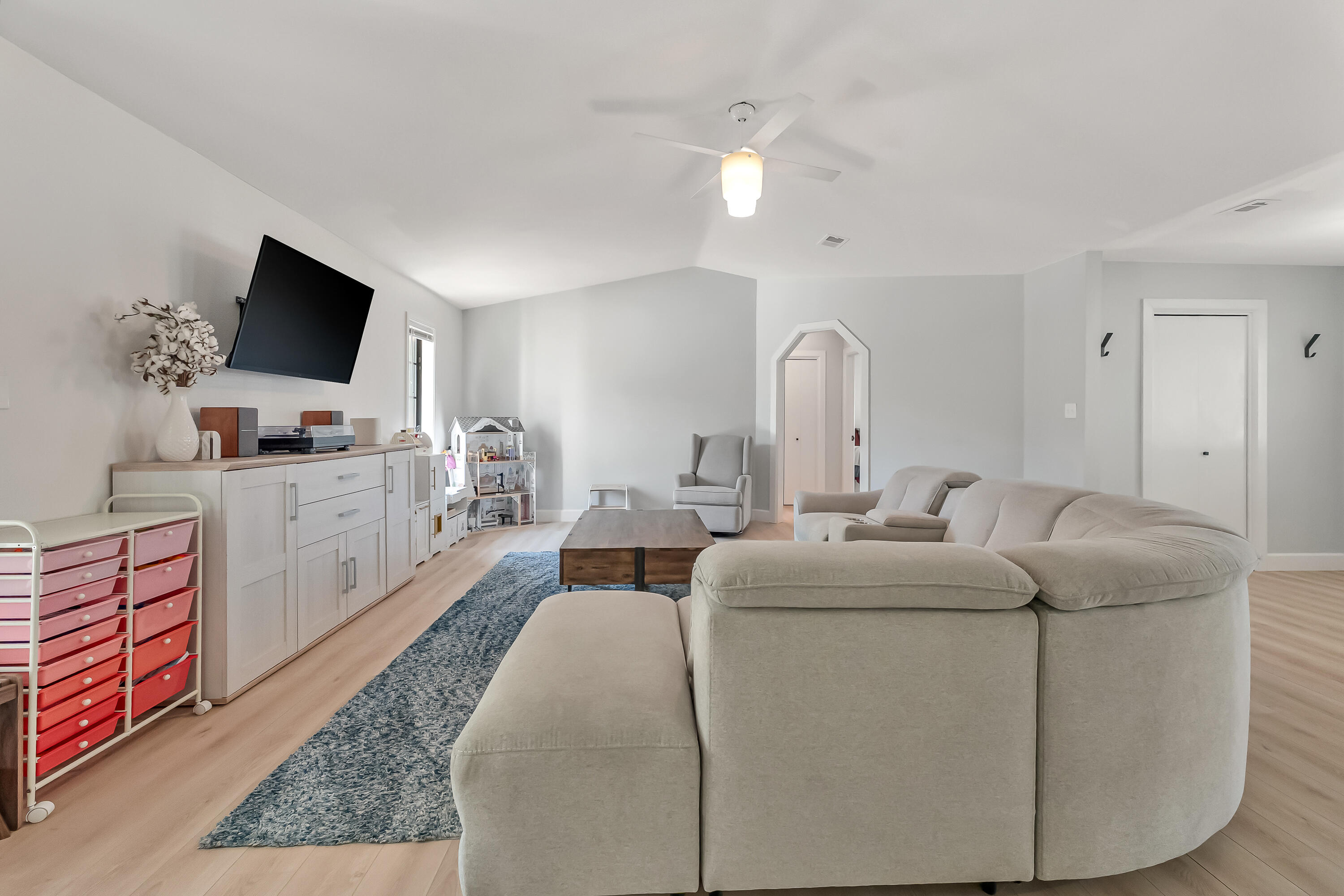 SANDALWOOD - Residential