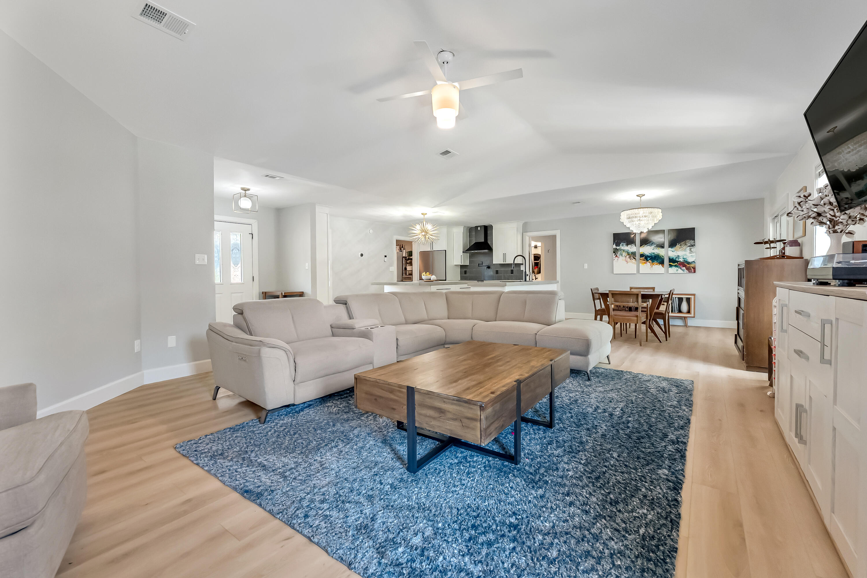 SANDALWOOD - Residential