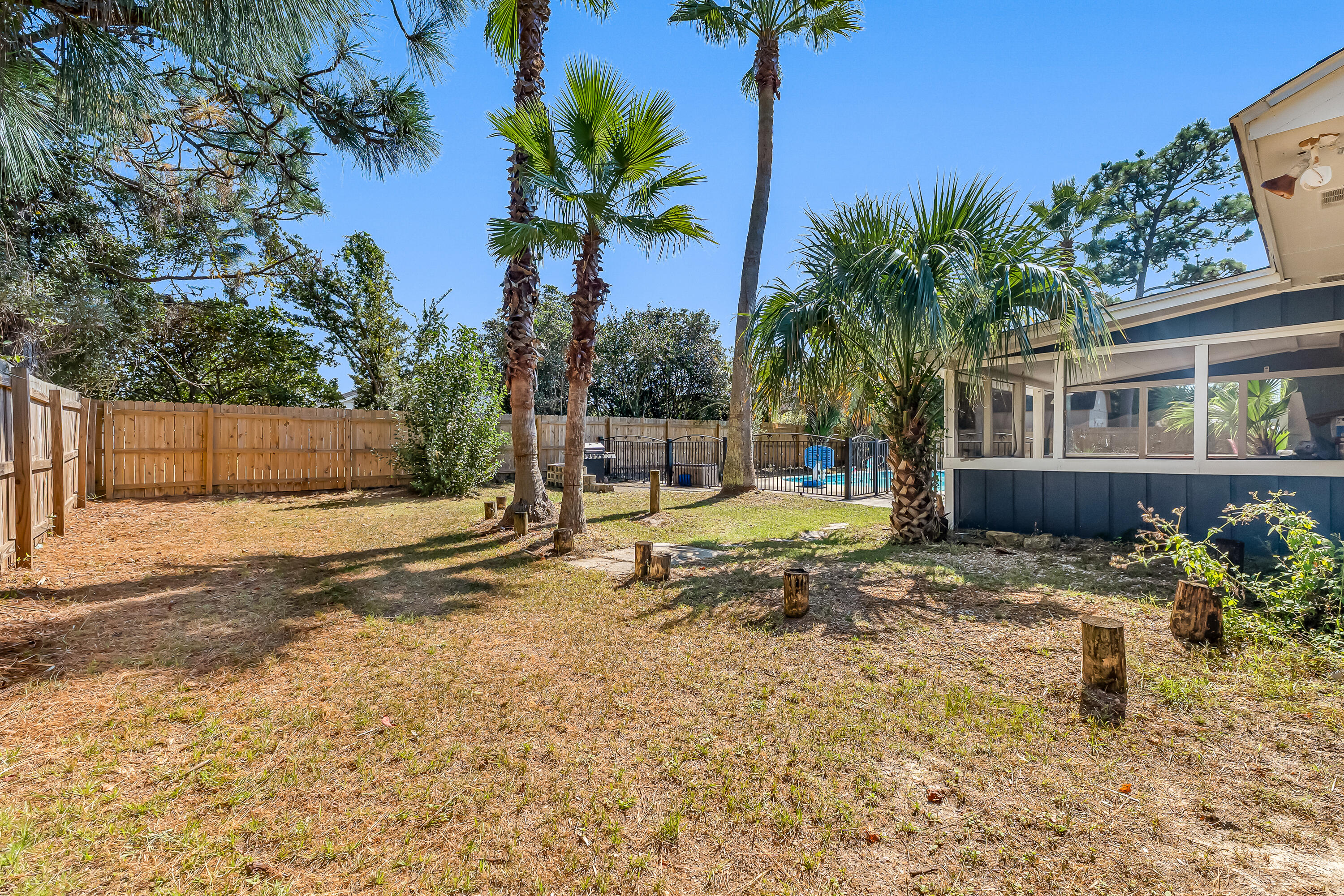 SANDALWOOD - Residential