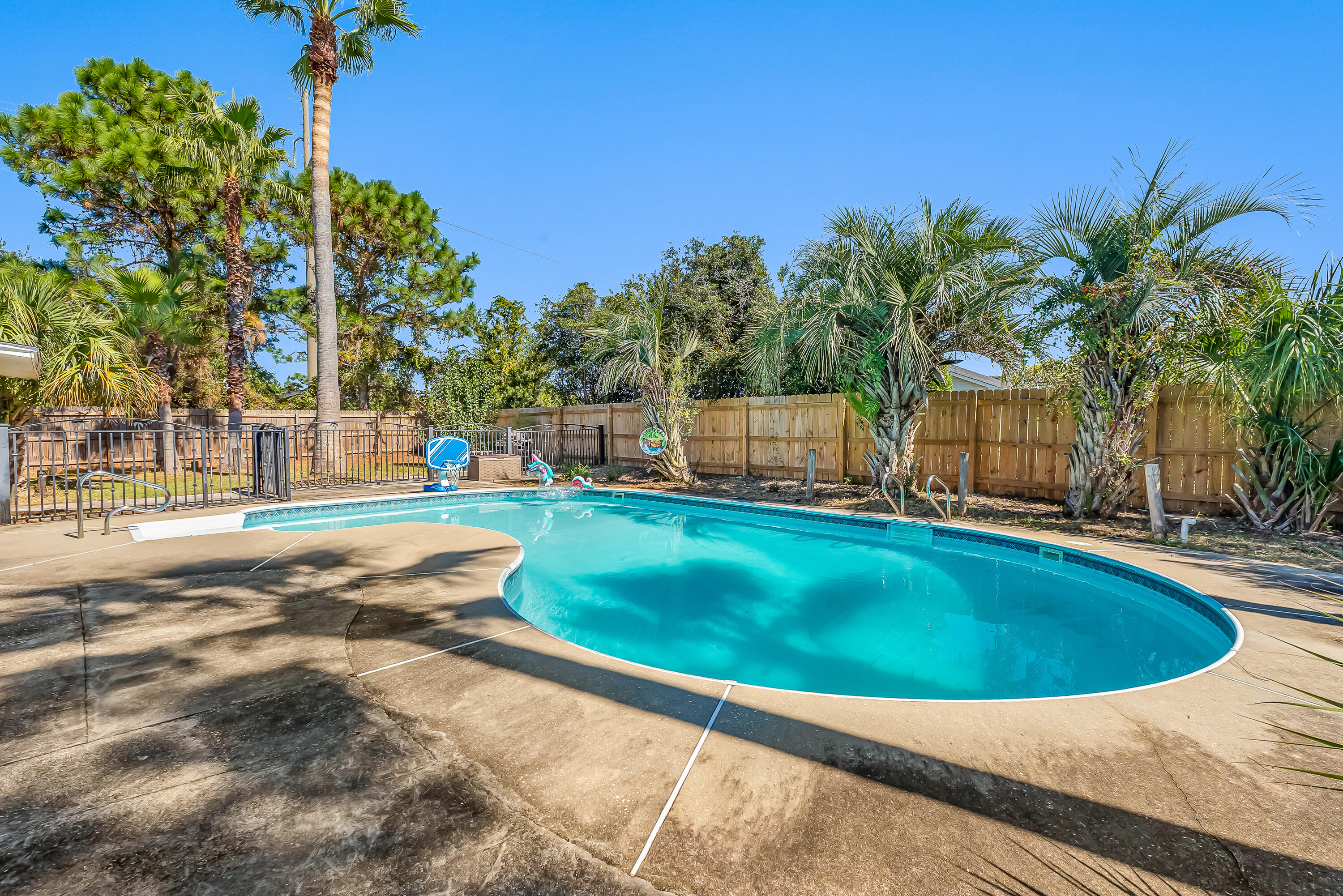 SANDALWOOD - Residential