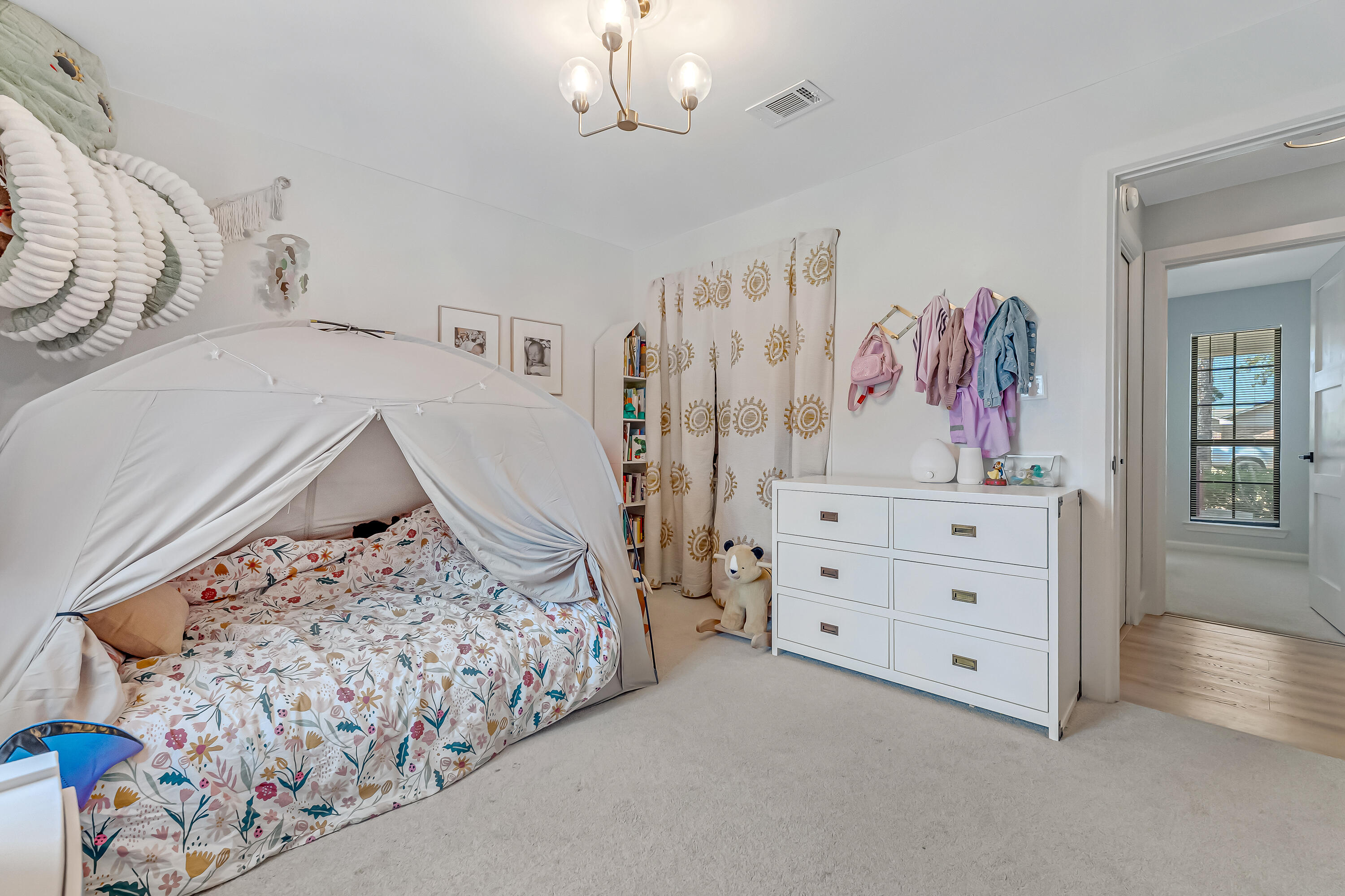 SANDALWOOD - Residential