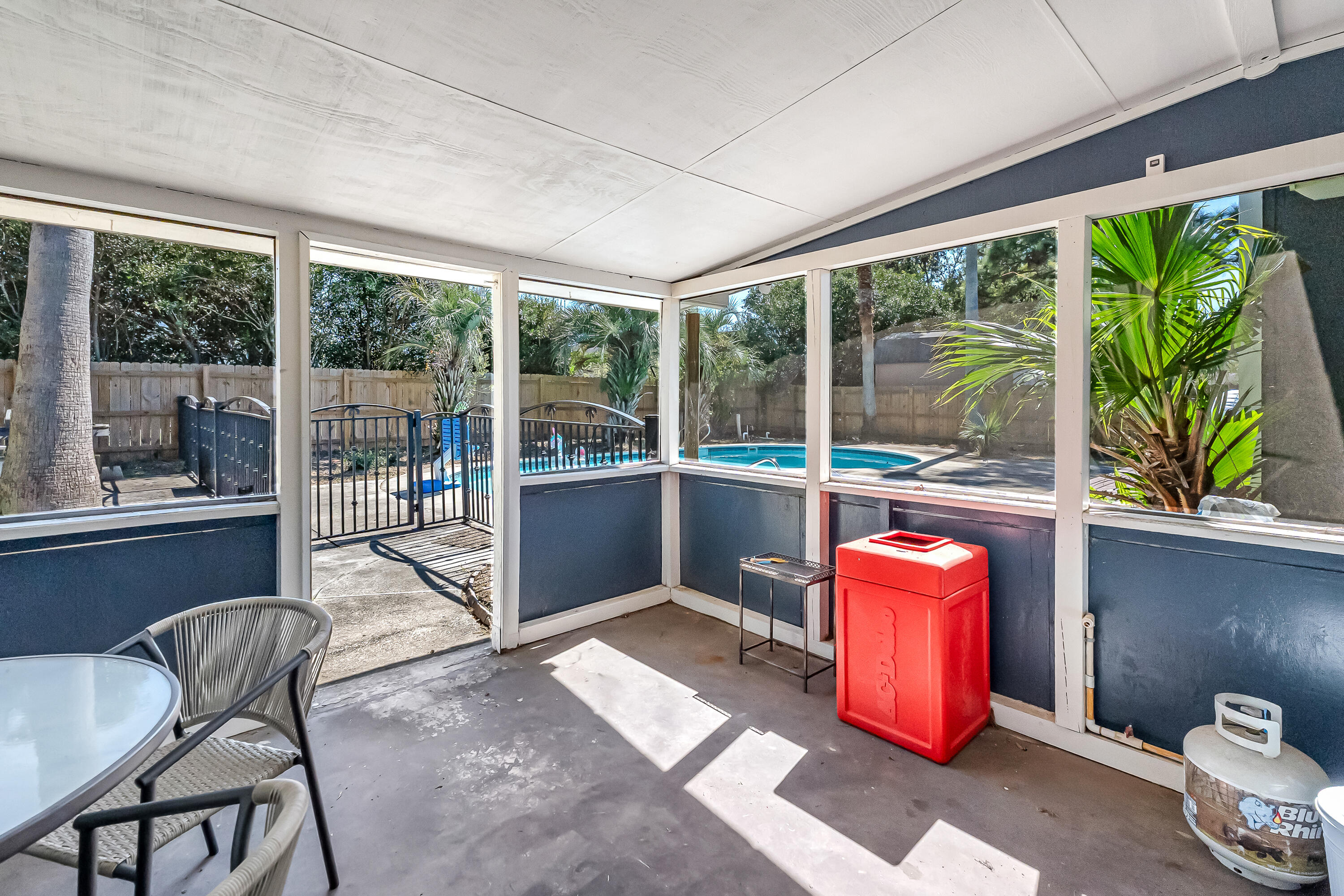 SANDALWOOD - Residential