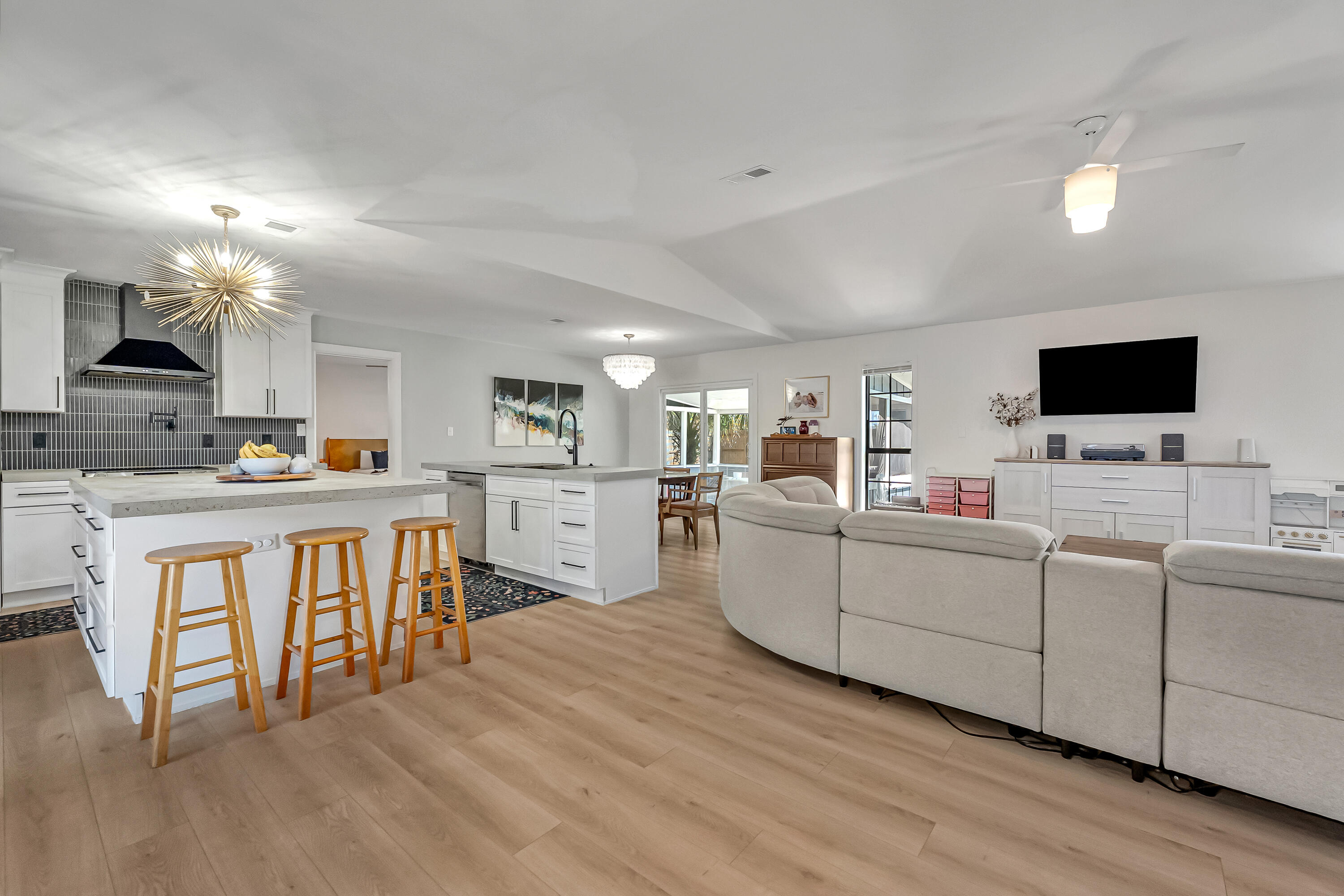 SANDALWOOD - Residential