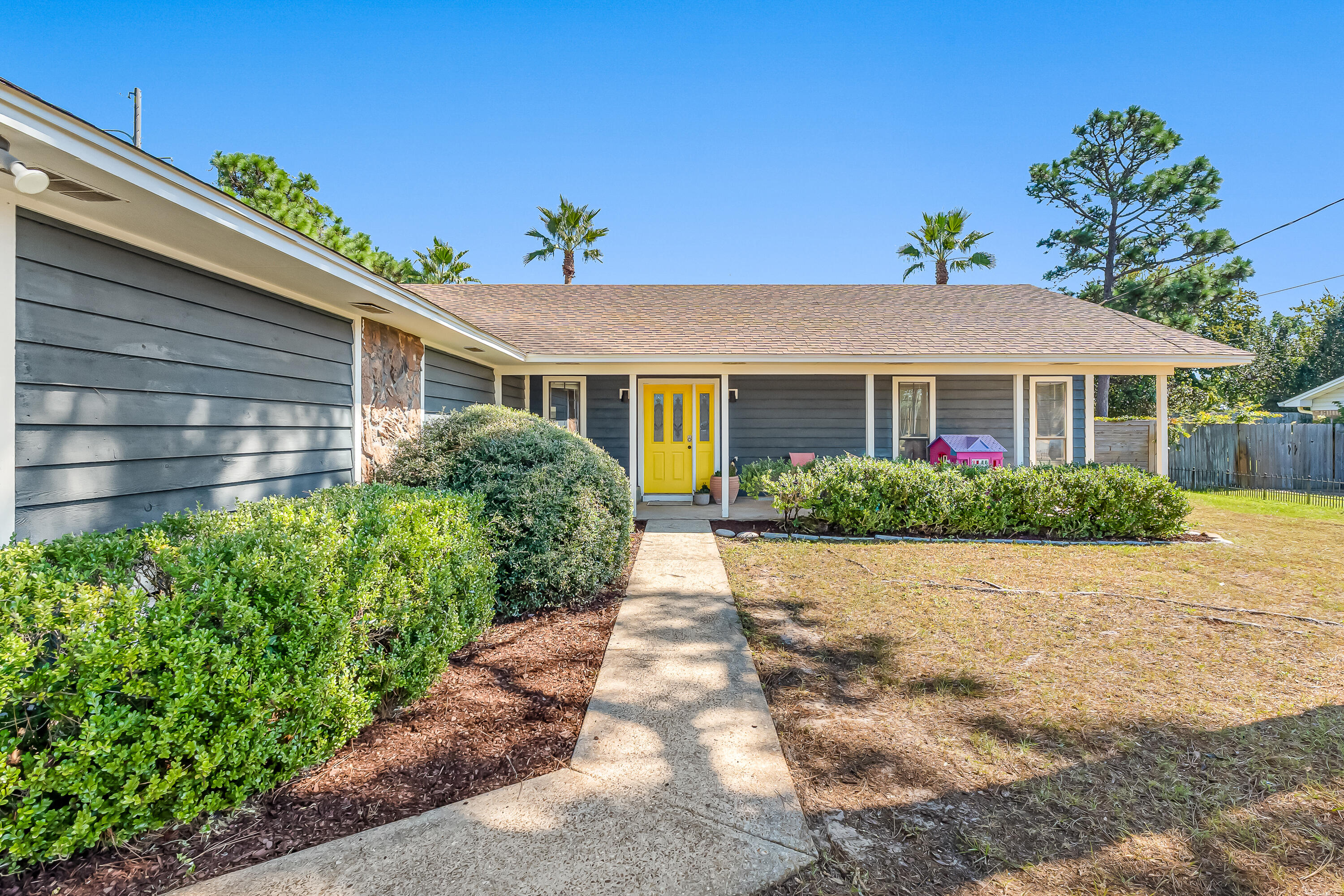 SANDALWOOD - Residential