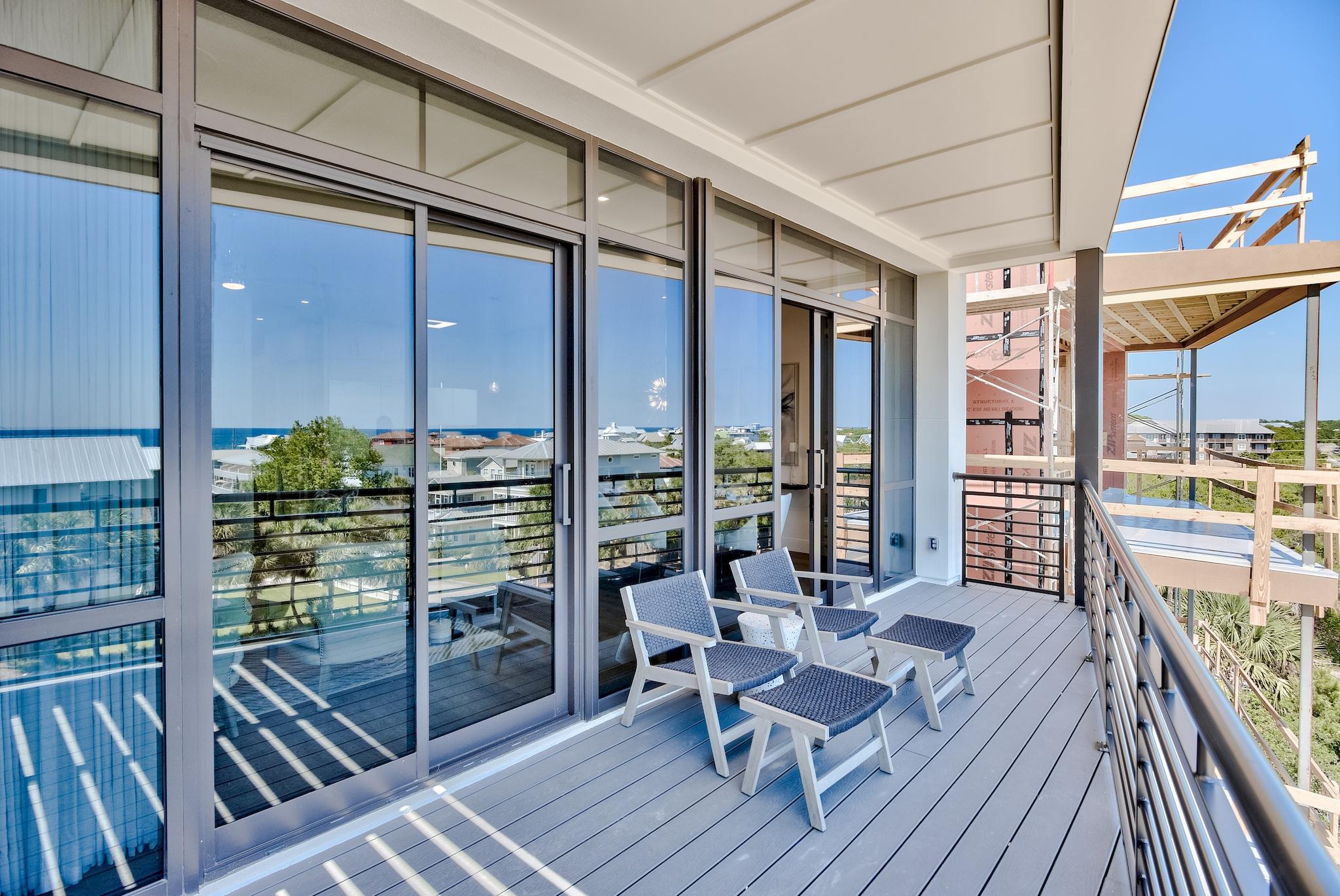CREST DEVELOPMENT - Residential