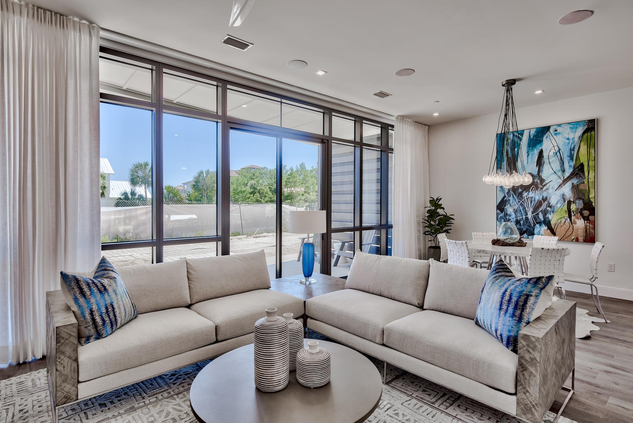 CREST DEVELOPMENT - Residential