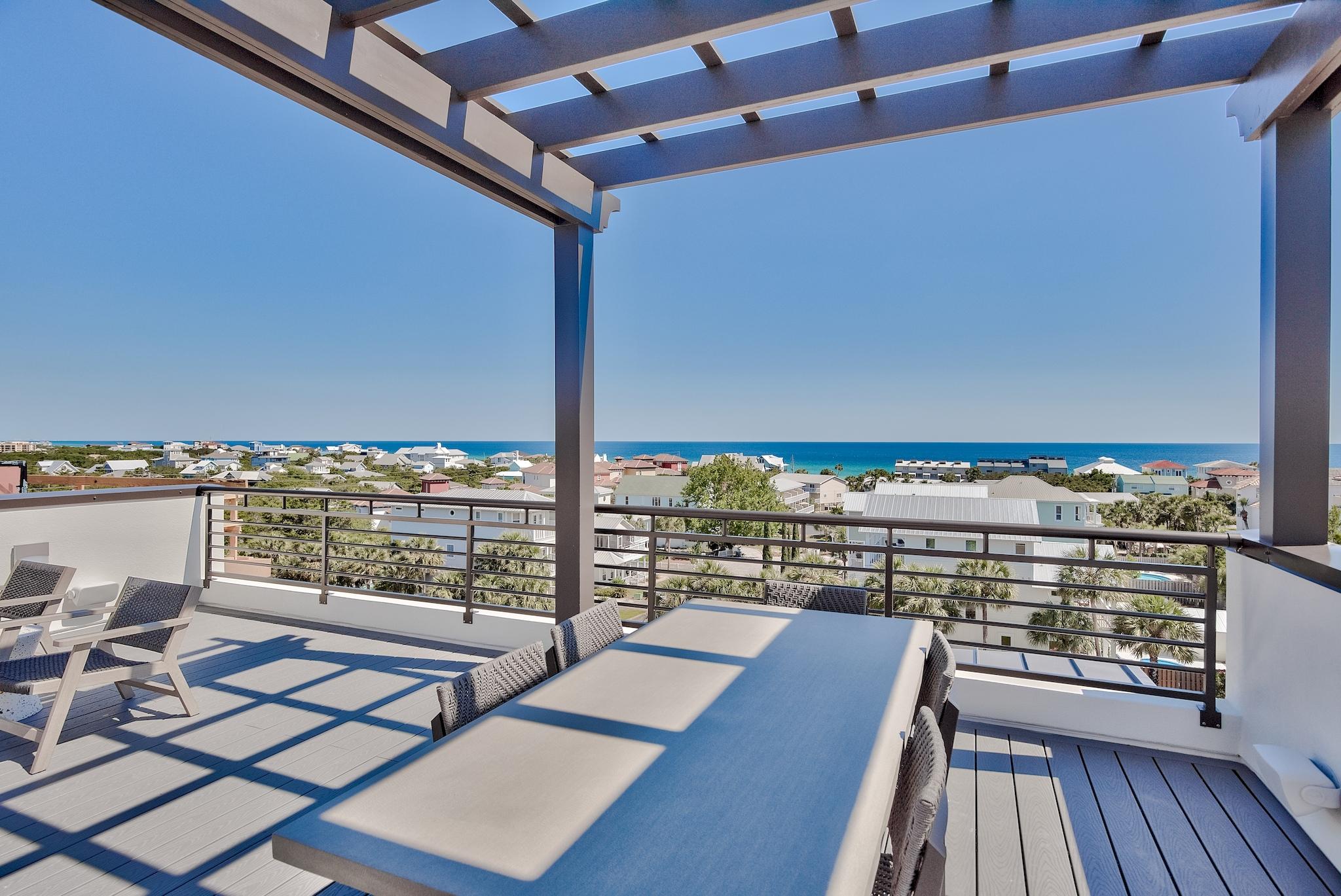 CREST DEVELOPMENT - Residential