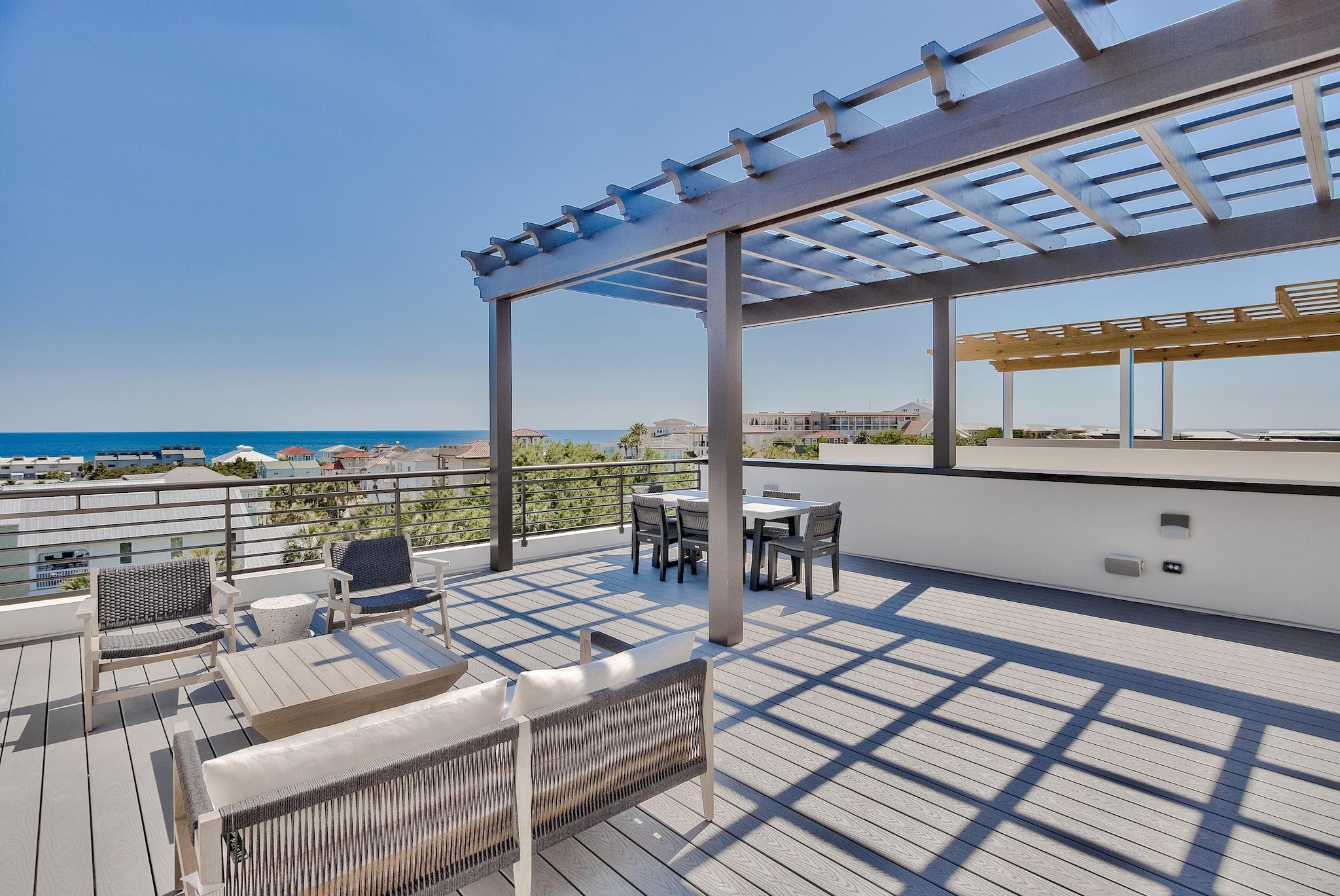 CREST DEVELOPMENT - Residential