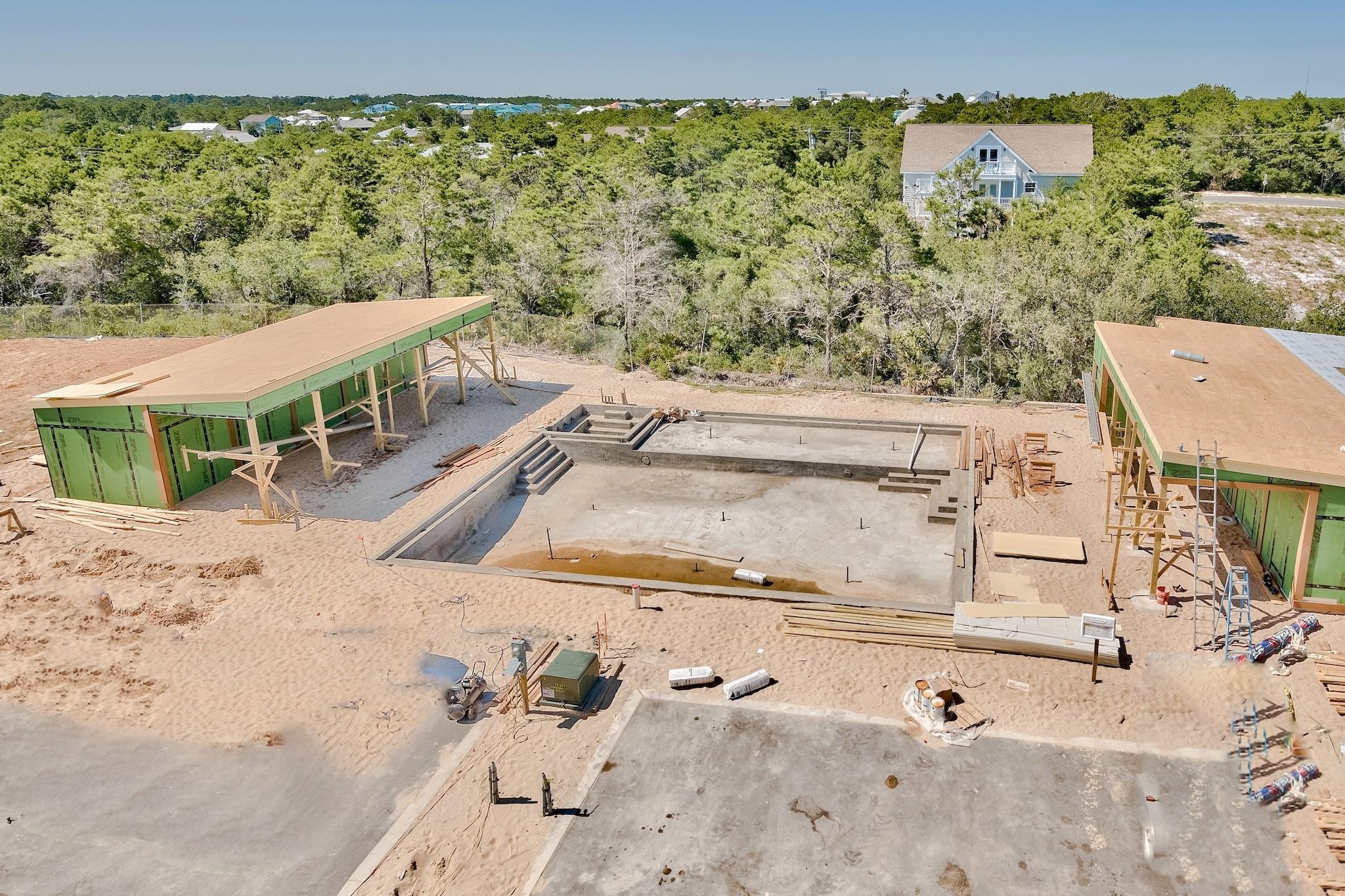 CREST DEVELOPMENT - Residential